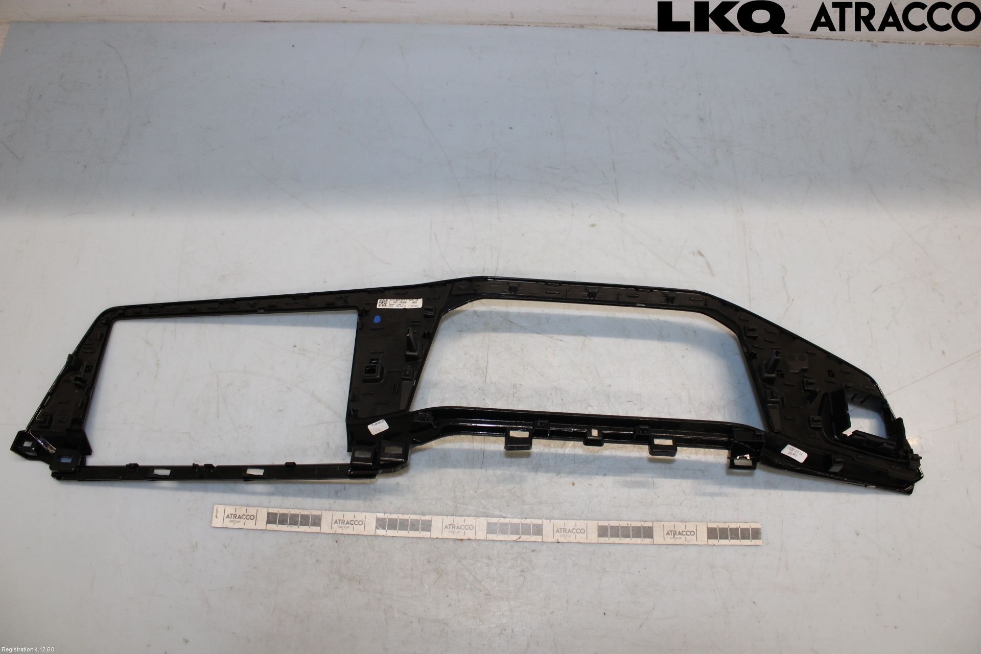 Volkswagen VW GOLF / E-GOLF VIII 20- Instrumentsarg