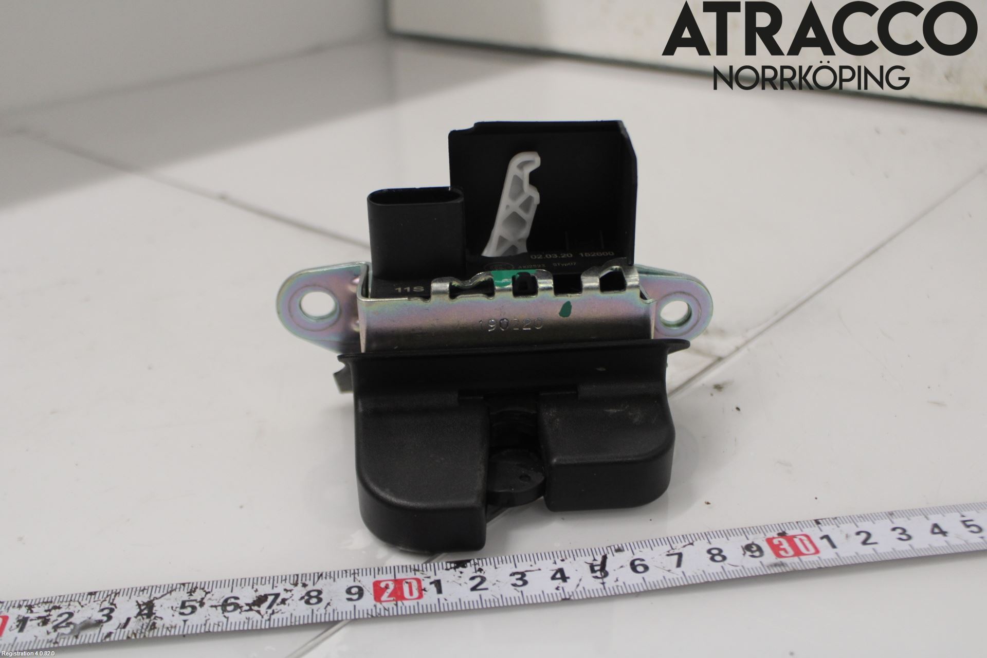 Volkswagen VW GOLF / E-GOLF VIII 20- Låskista Baklucka