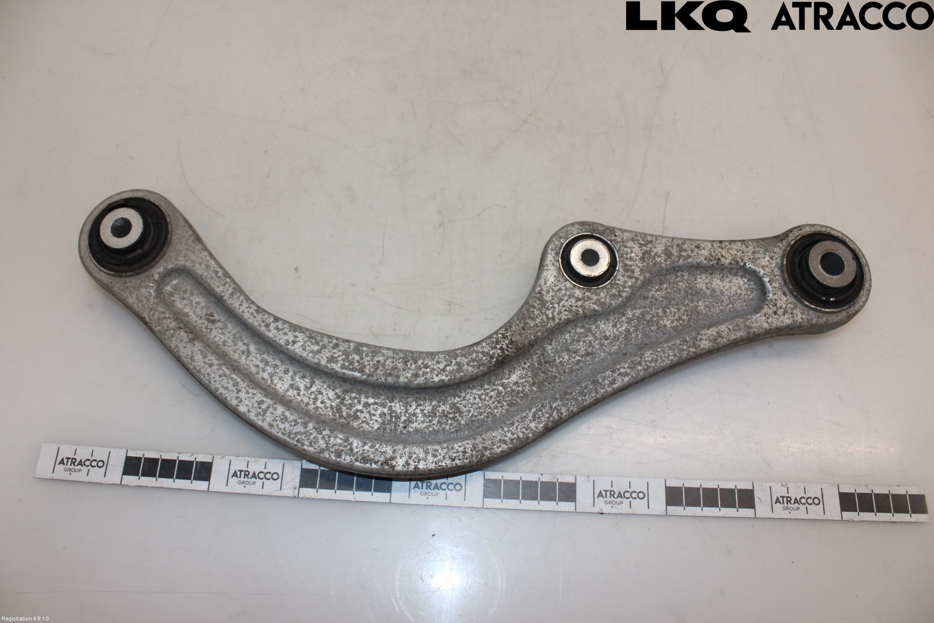 Cupra BORN 22- Bärarm Bak Övre Vänster