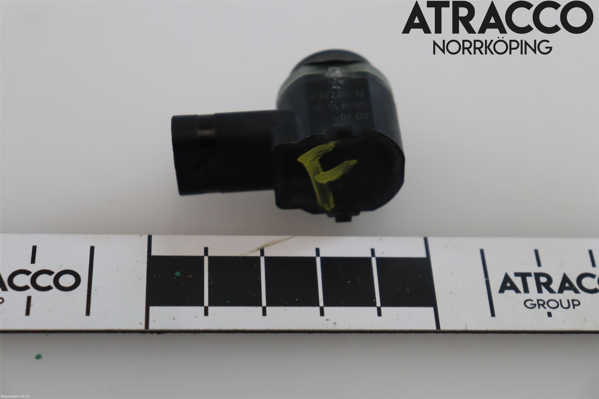 Volkswagen VW PASSAT 11-14 Parkeringshjälp Frontsensor