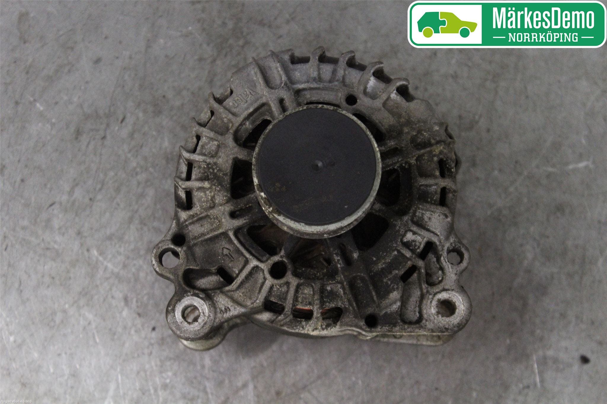 Volkswagen VW GOLF VI 09-13 Generator