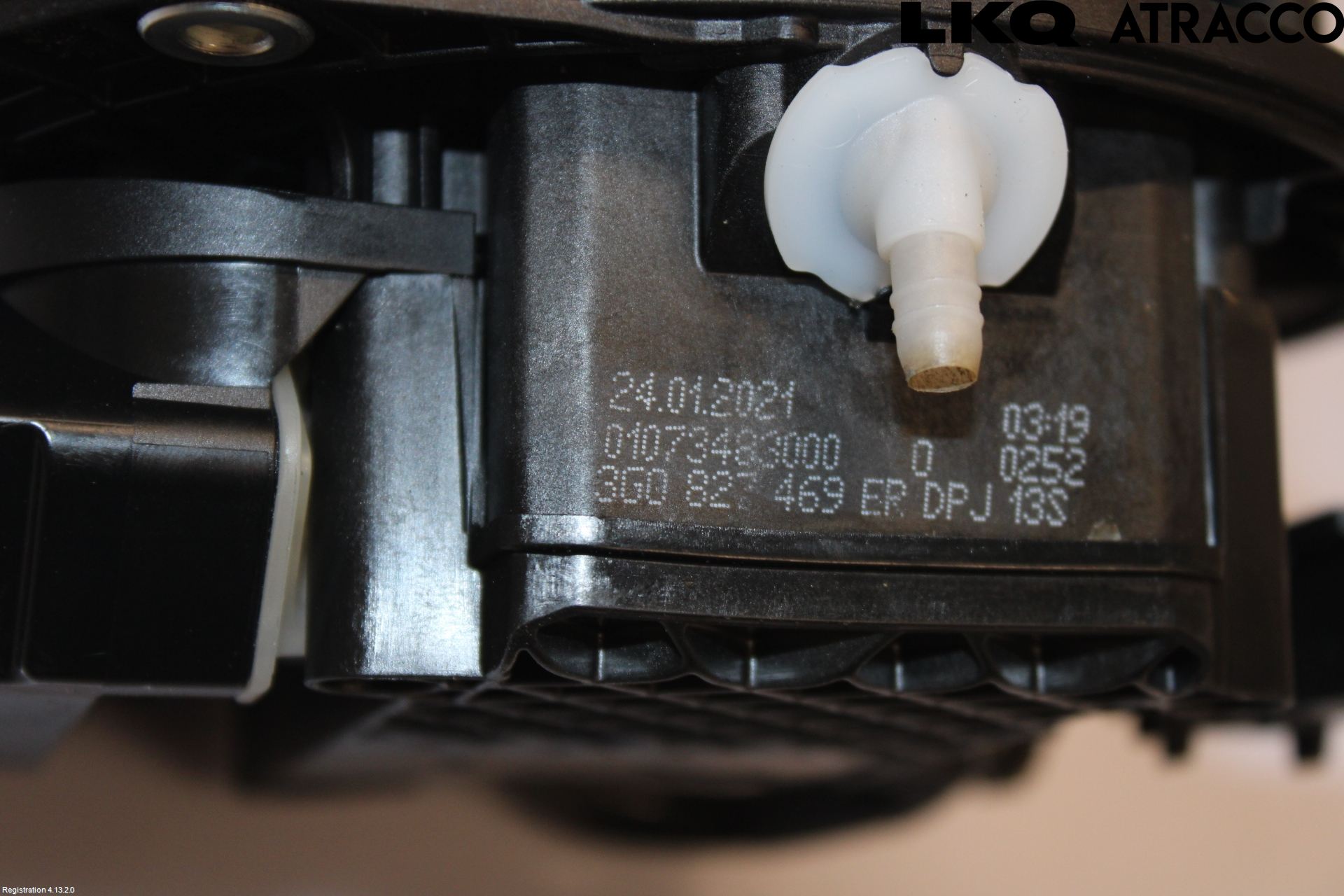 Volkswagen VW PASSAT 20-24 Bakluckehandtag