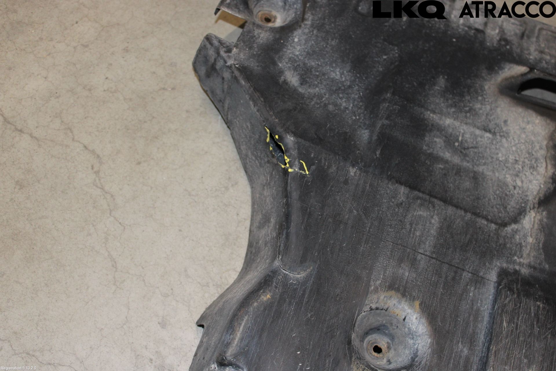 Saab 9-5     06-10 Hasplåt Plåt-Plast