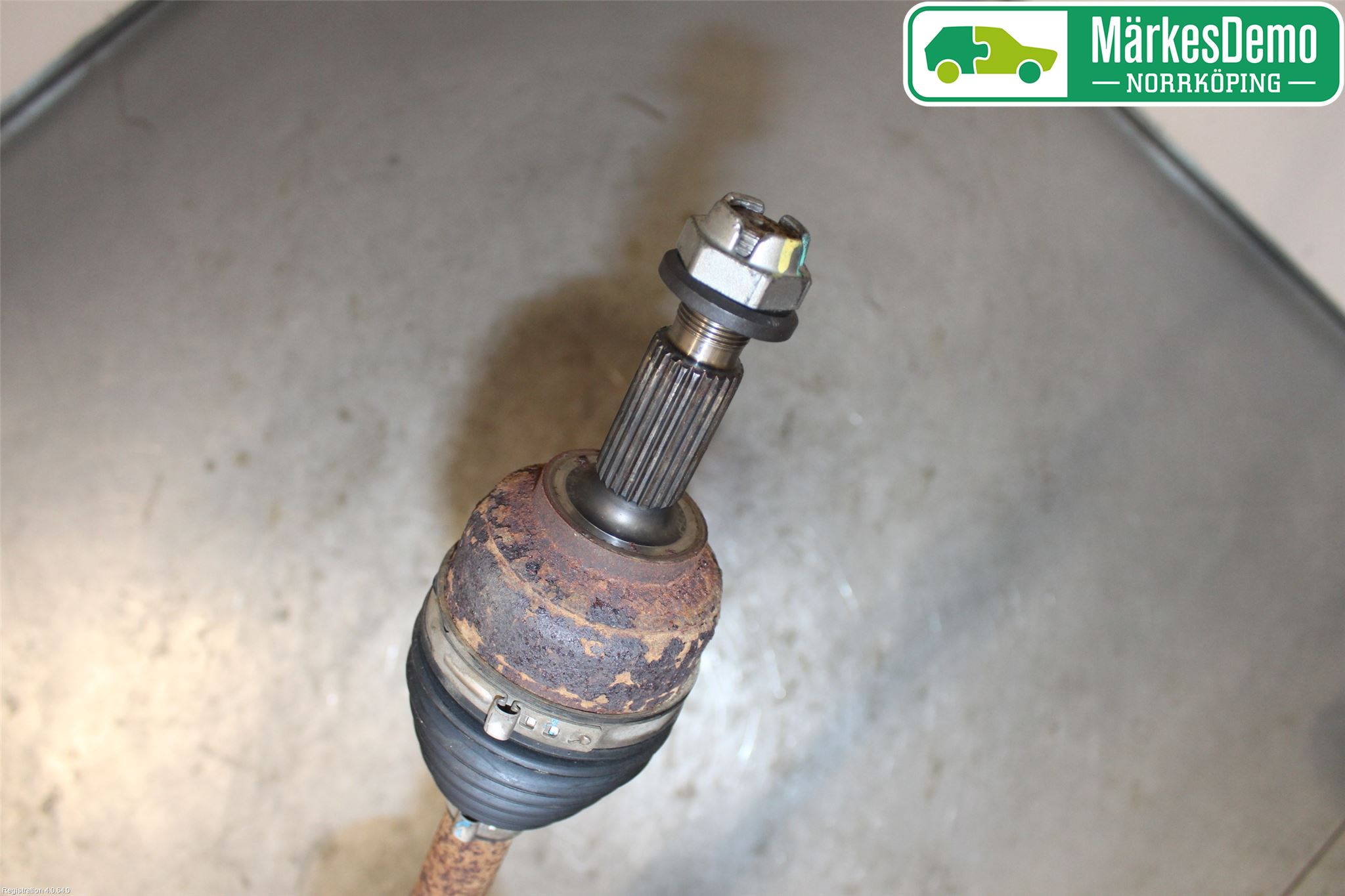 Dacia LOGAN MCV/STEPWAY Drivaxel Fram Höger