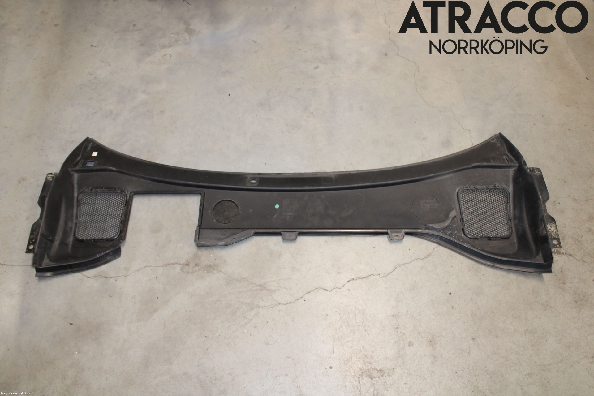 Volvo V60 11-13 Torpedplåt-Torpedplast