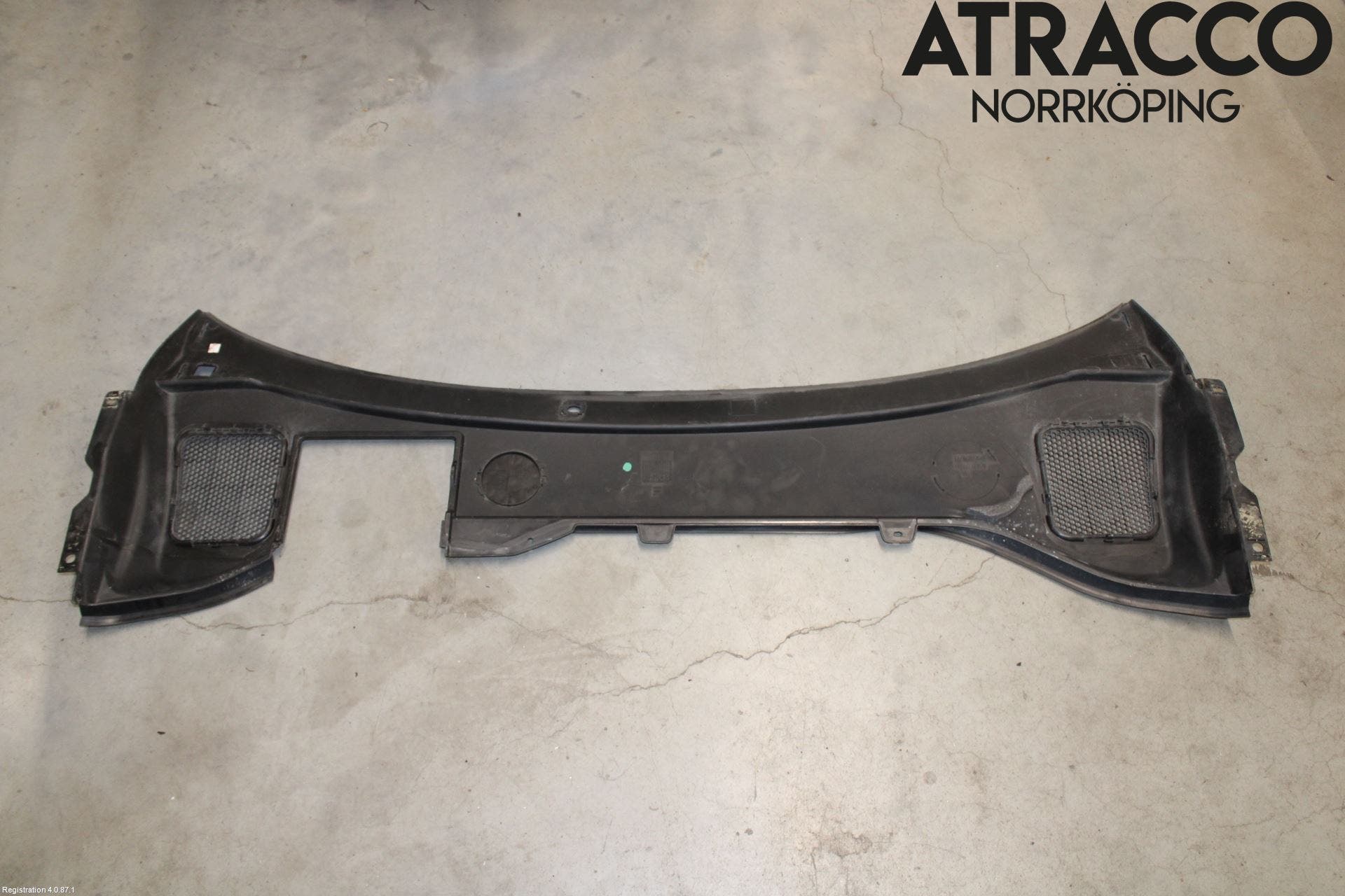 Volvo V60 11-13 Torpedplåt-Torpedplast