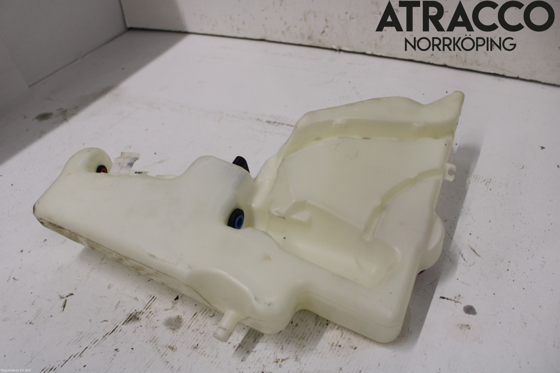 Audi A5 07-16 Spolartank Vindruta-Strål
