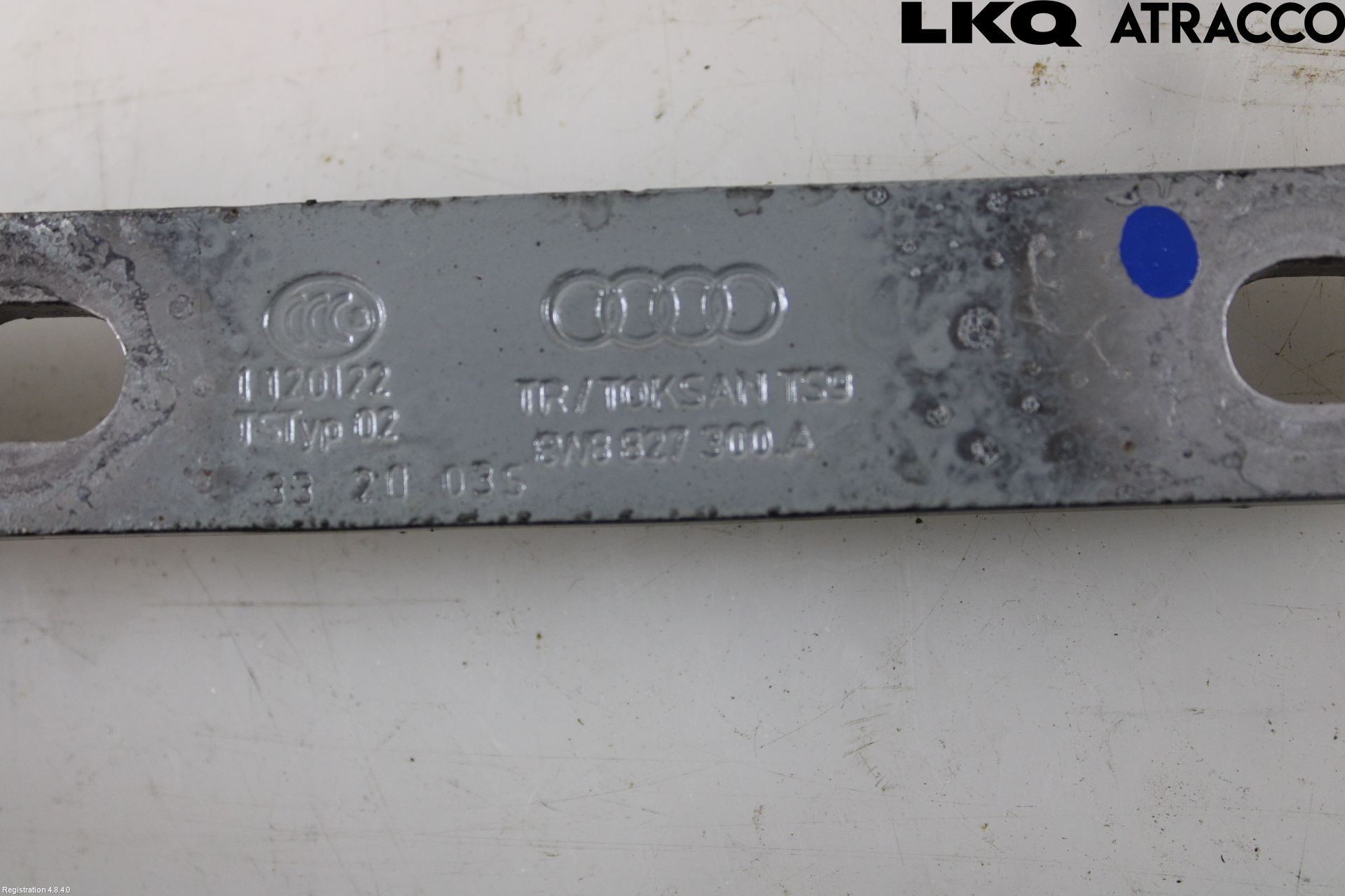 Audi A5 17- Bakluckegångjärn Hö