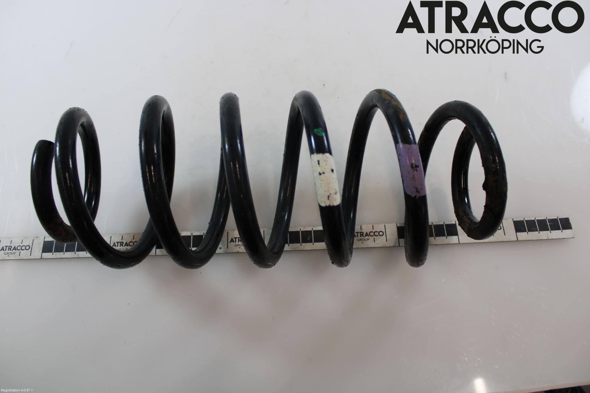 Toyota PRIUS+ ZVW40 12-20 Fjäder Bak