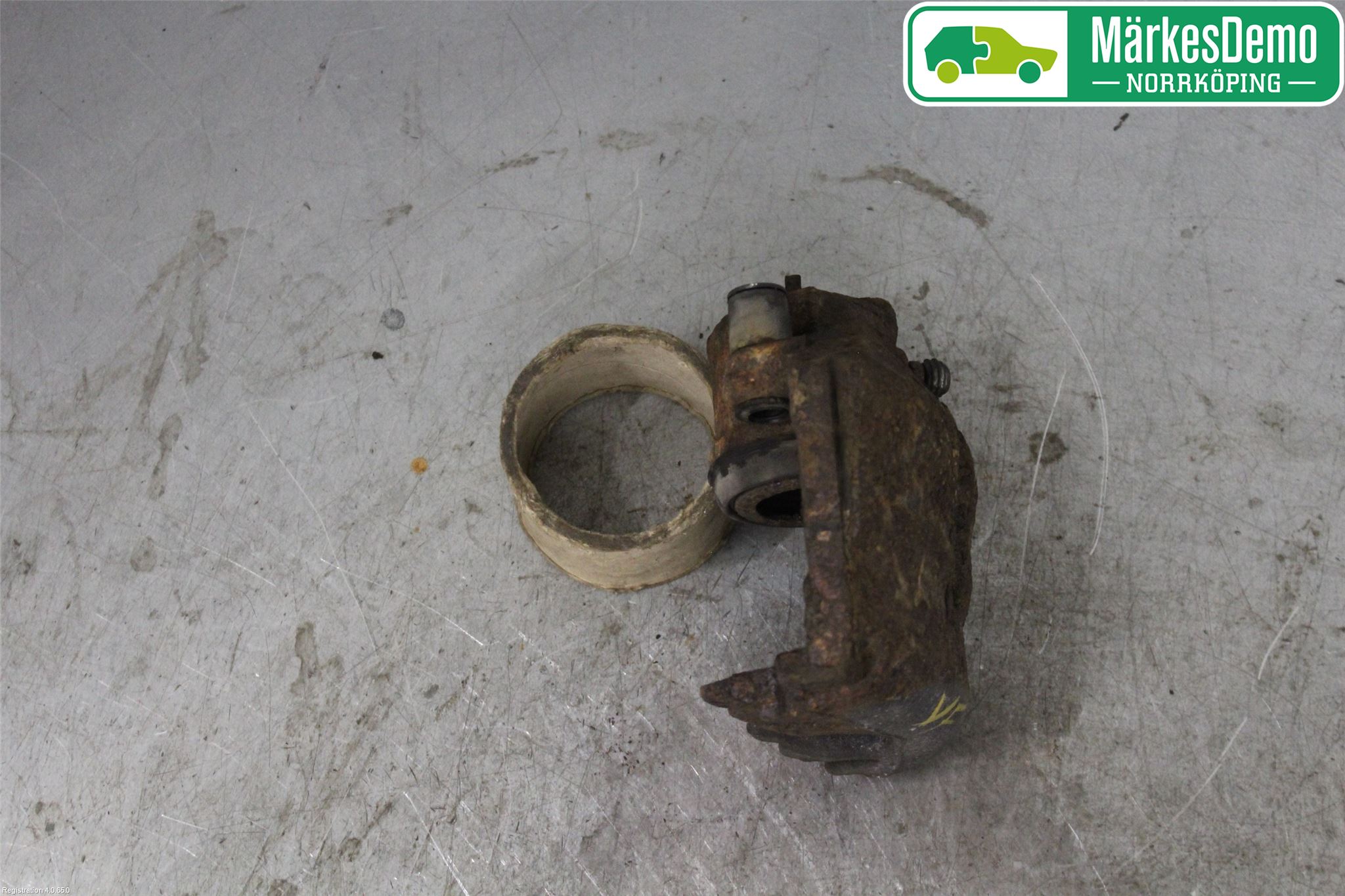 Volkswagen VW TOURAN 03-10 Bromsok Fram Vänster