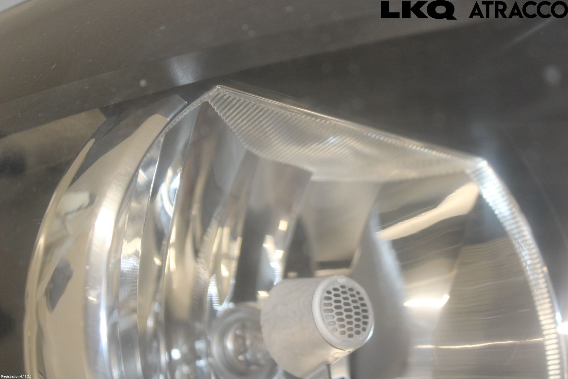 Volkswagen VW TOURAN 10-15 Strålkastare Höger