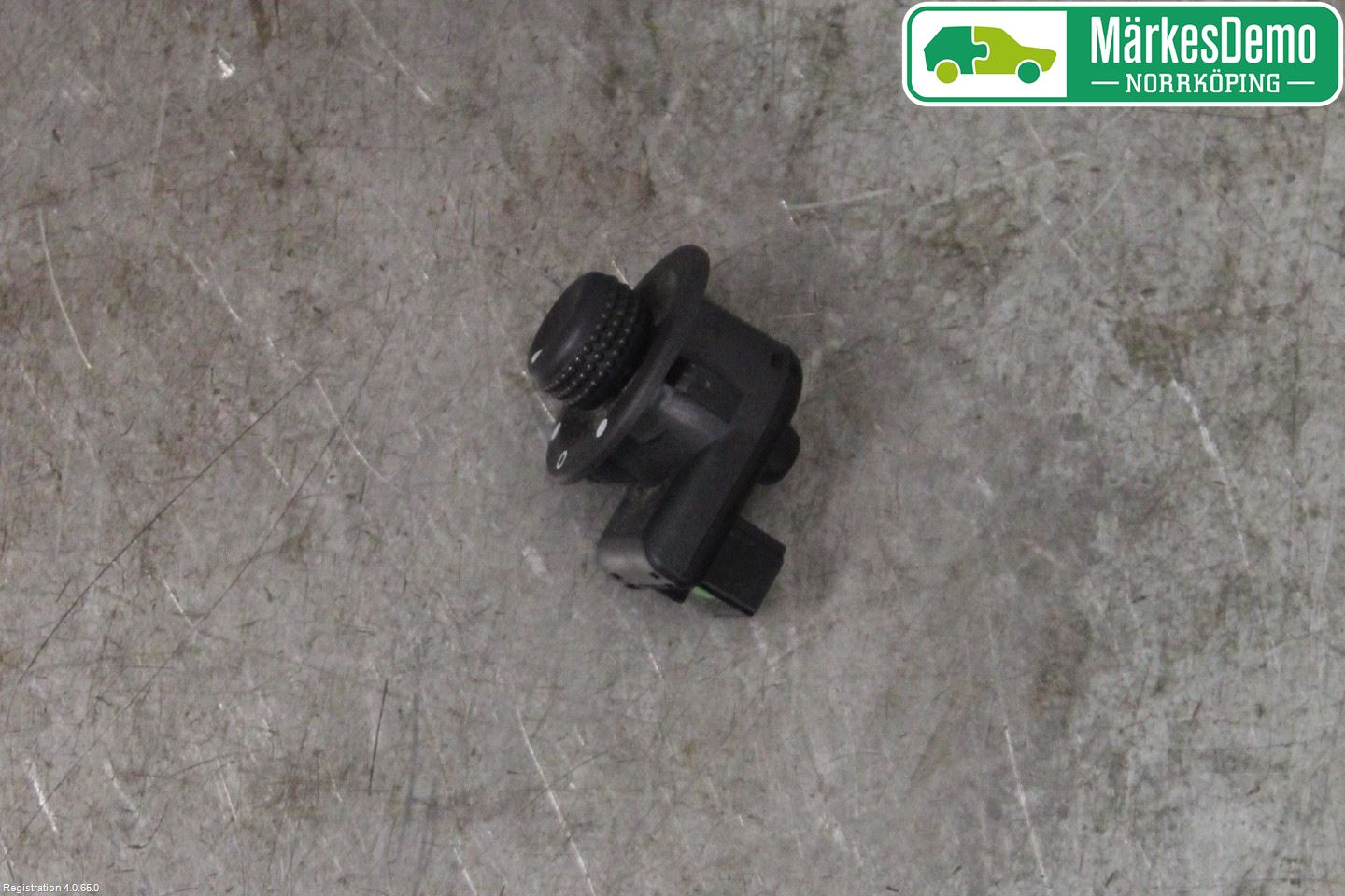 Renault ZOE/E-TECH 13- Strömställare Spegel