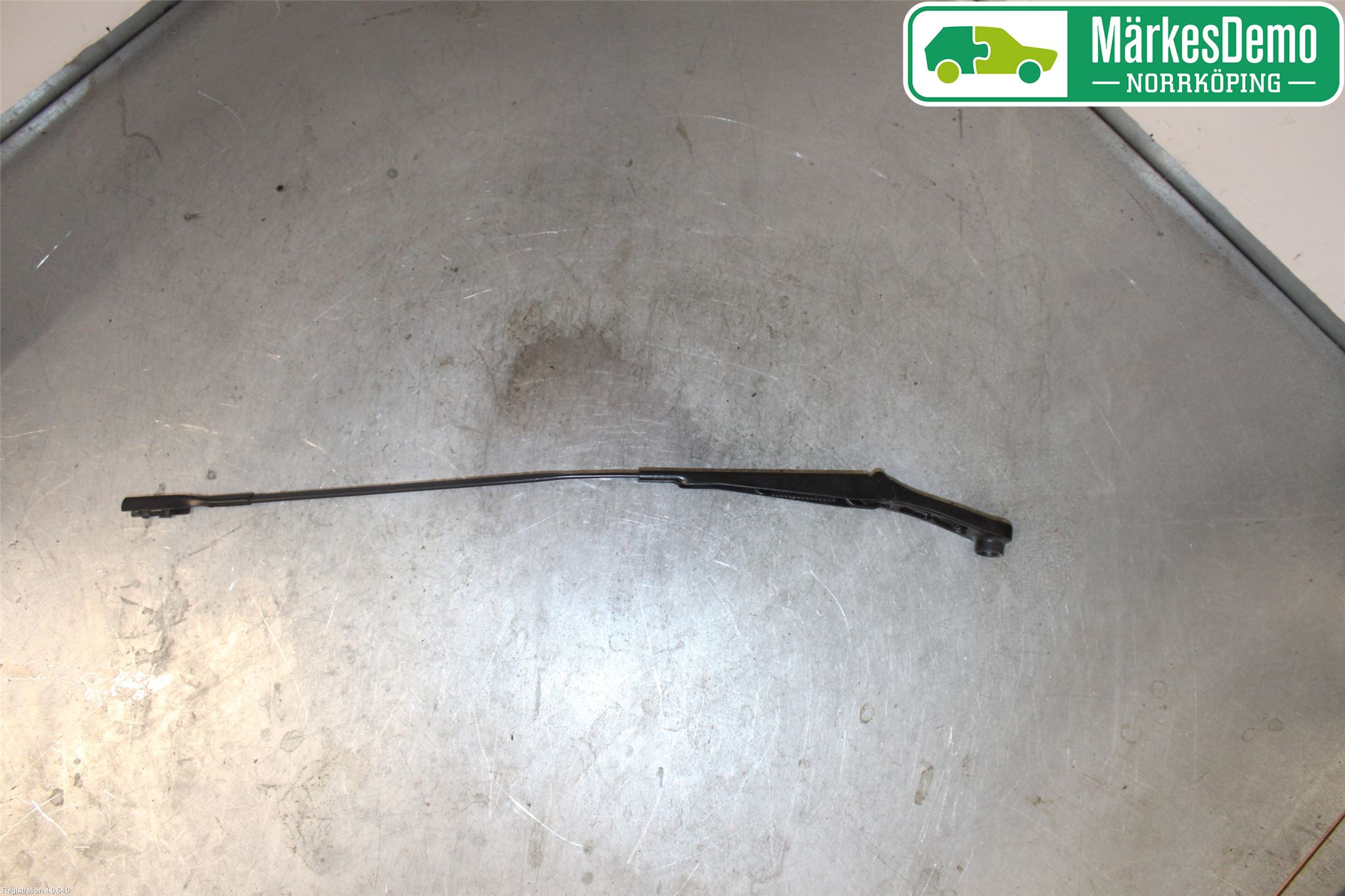 Audi A6 F2/C8 19- Torkararm Armar Vindruta