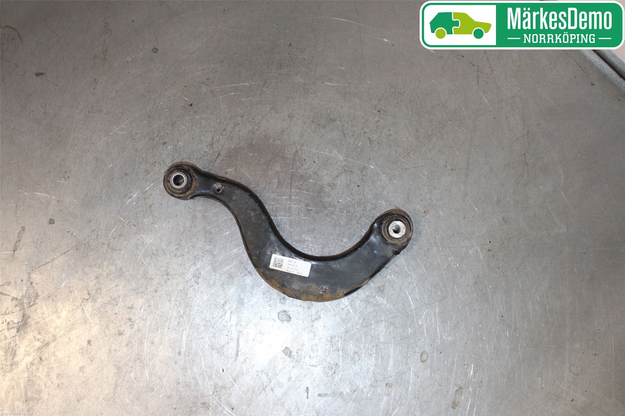 Volkswagen VW TIGUAN 07-16 Bärarm Bak Övre Höger