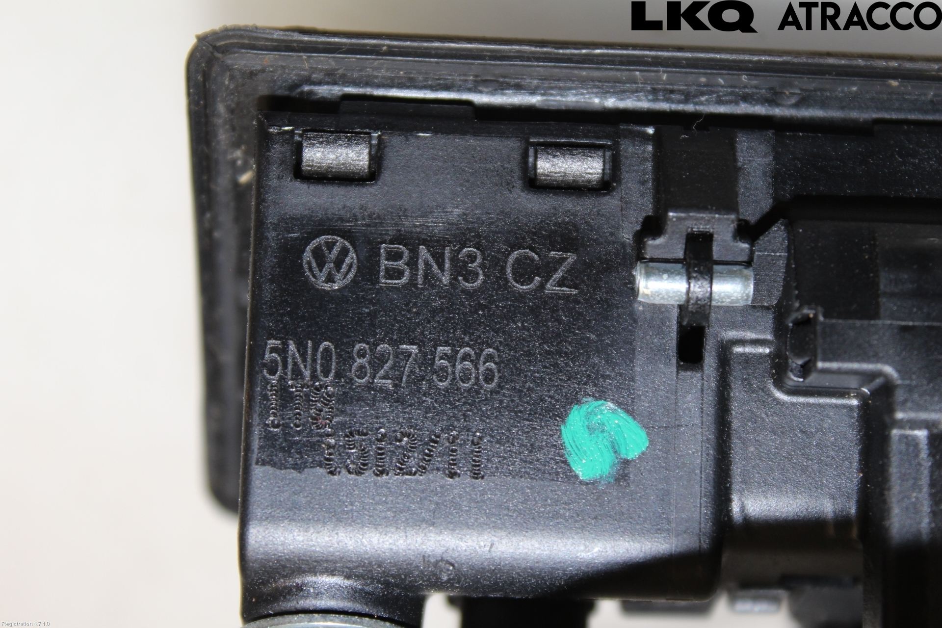 Volkswagen VW TOURAN 10-15 Bakluckehandtag