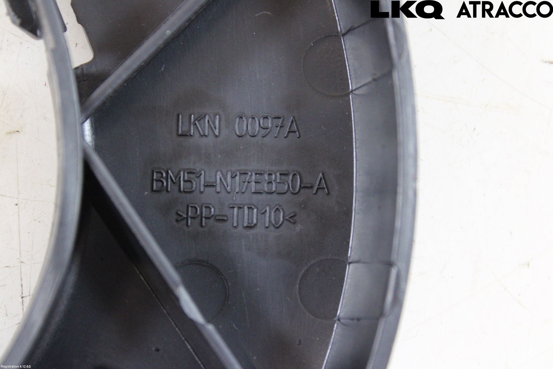 Ford FOCUS 11-14 Stötfångarfäste Bak Hö