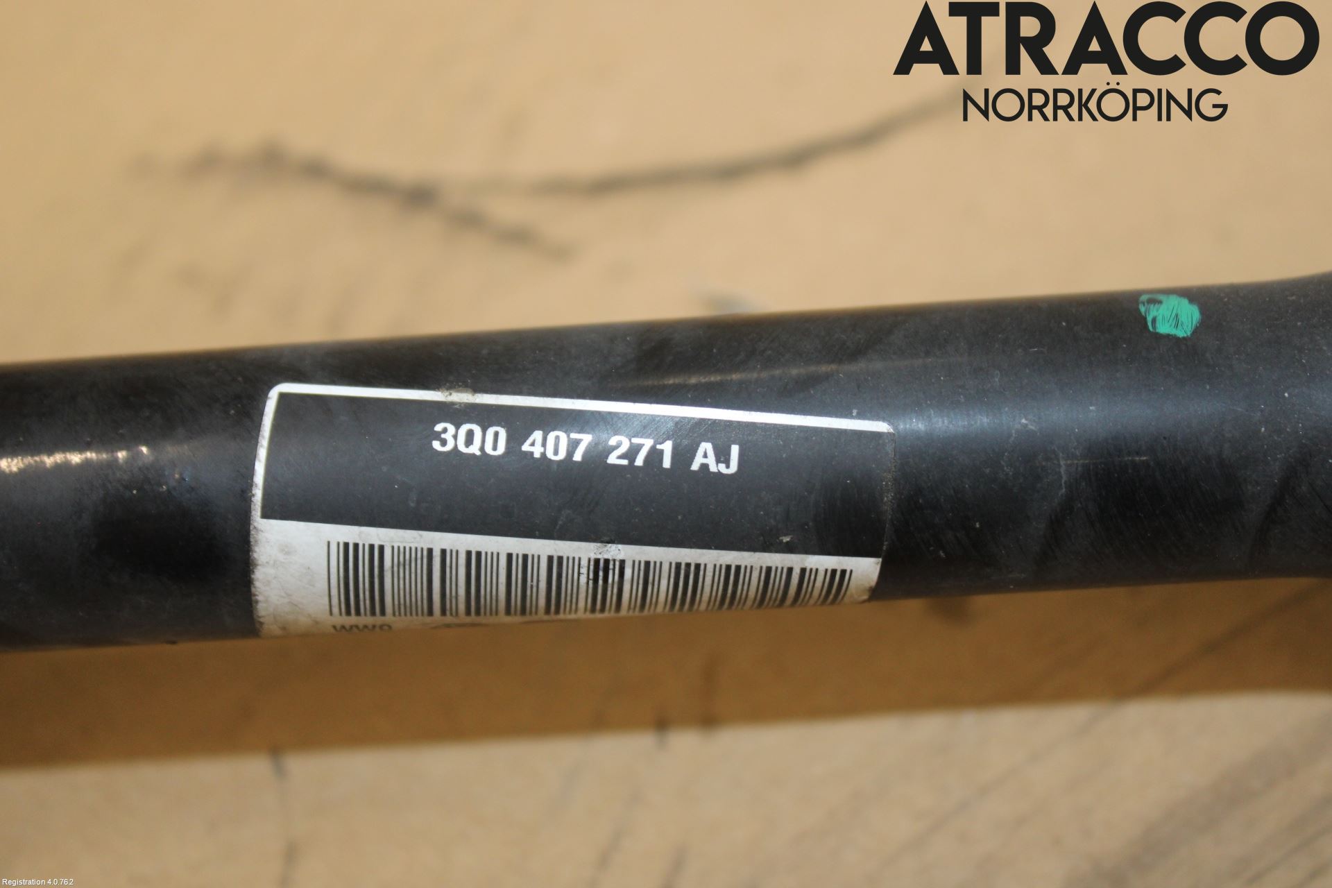 Volkswagen VW PASSAT 20-24 Drivaxel Fram Vänster
