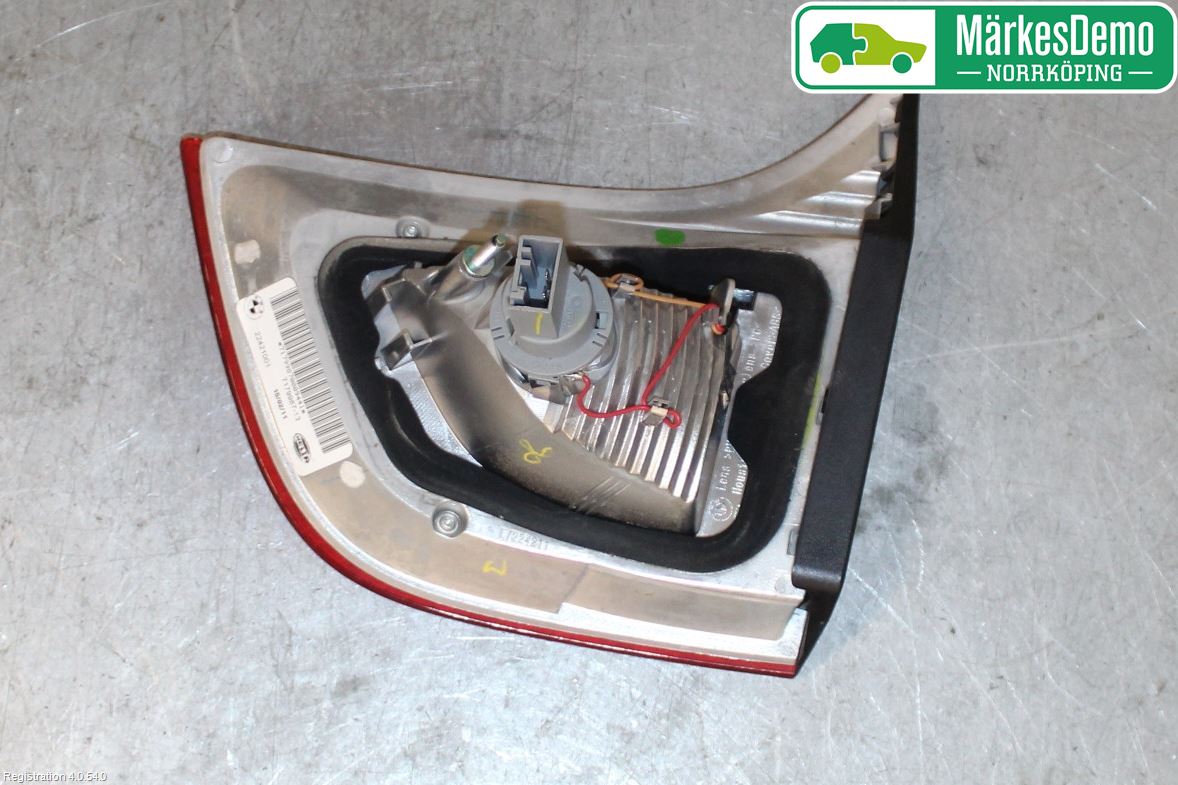 BMW X6 E71/E72   08-14 Bakljus Lucka Vä