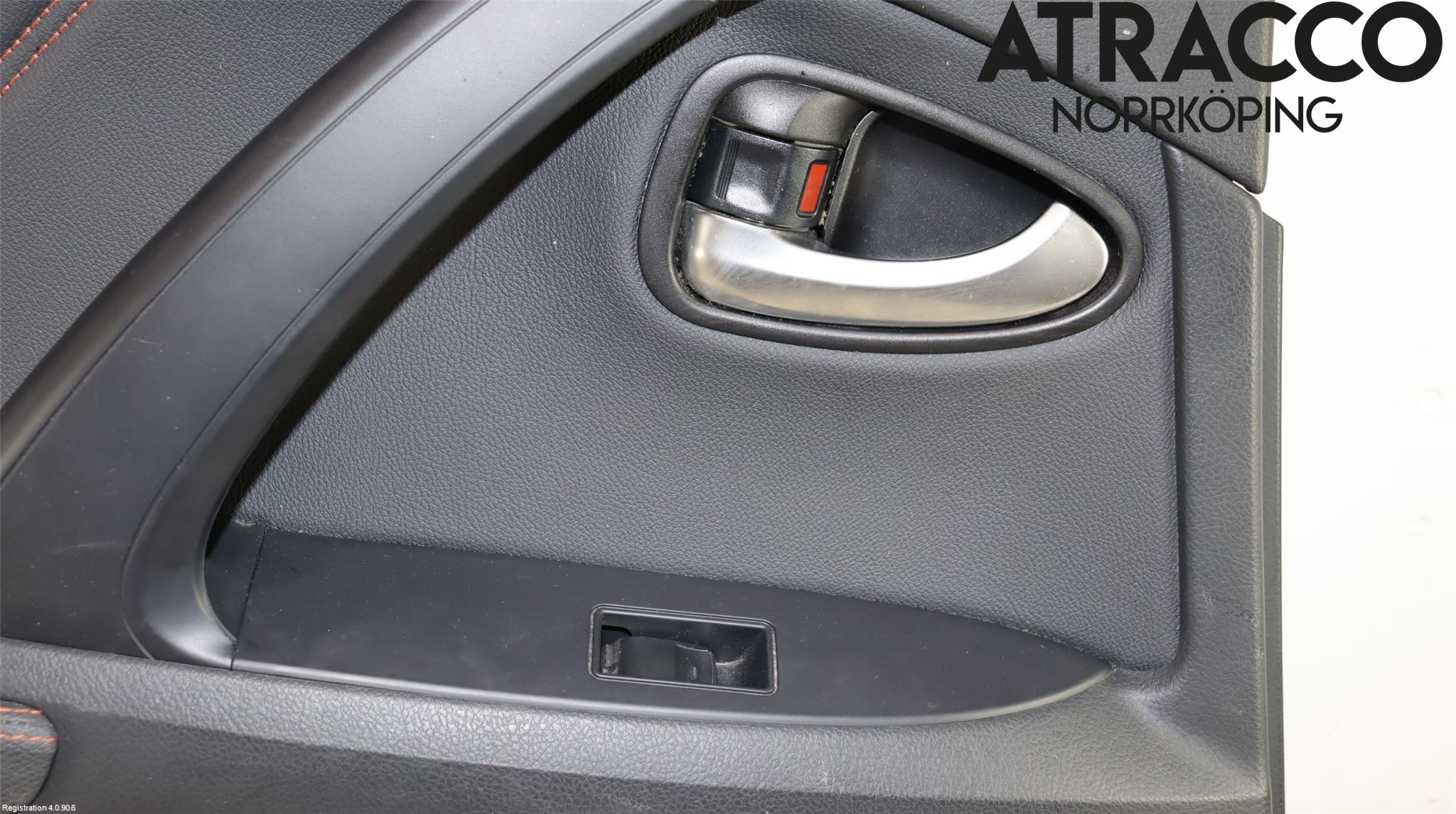 Toyota AVENSIS 16-18 Dörrklädsel Vä