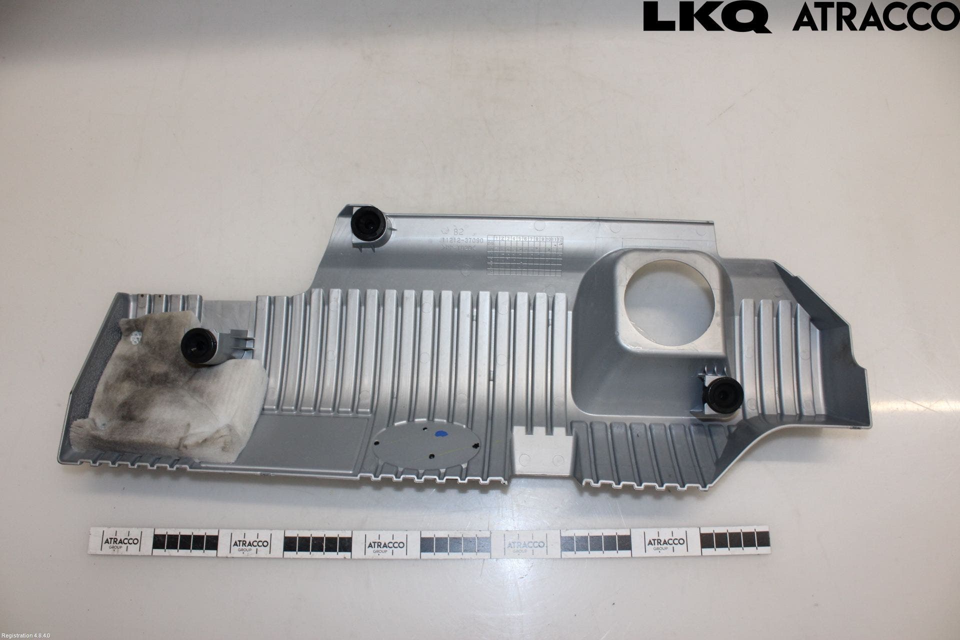 Toyota AURIS 13-19 Motorkåpa