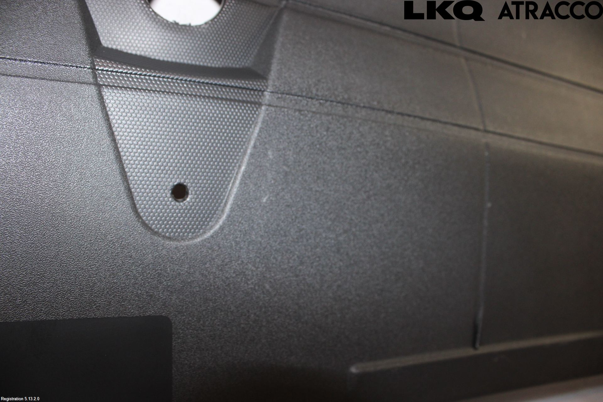 Audi A6/S6 E-TRON 24- Täckplast Front