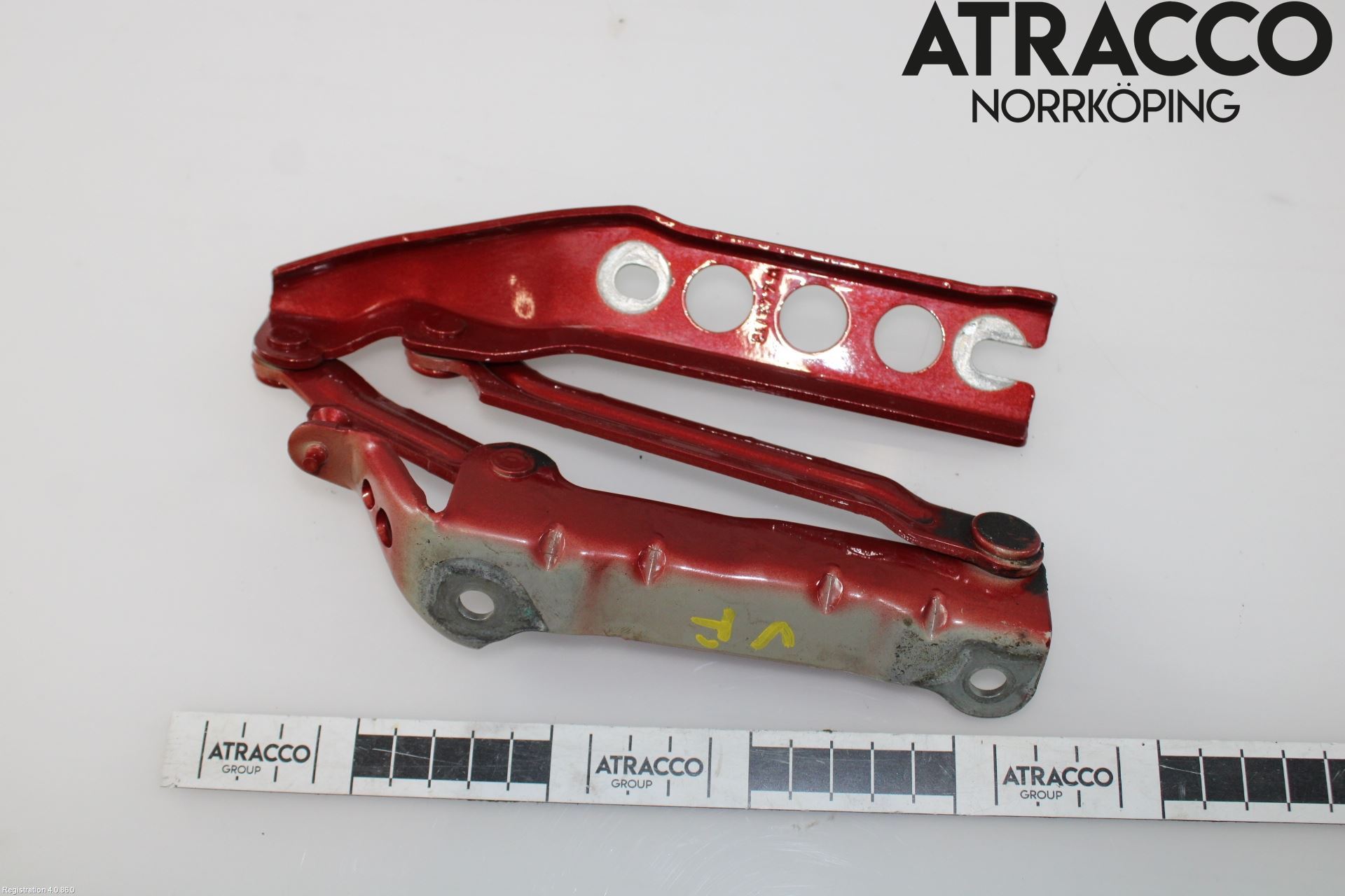 Skoda FABIA 07-14 Huvgångjärn