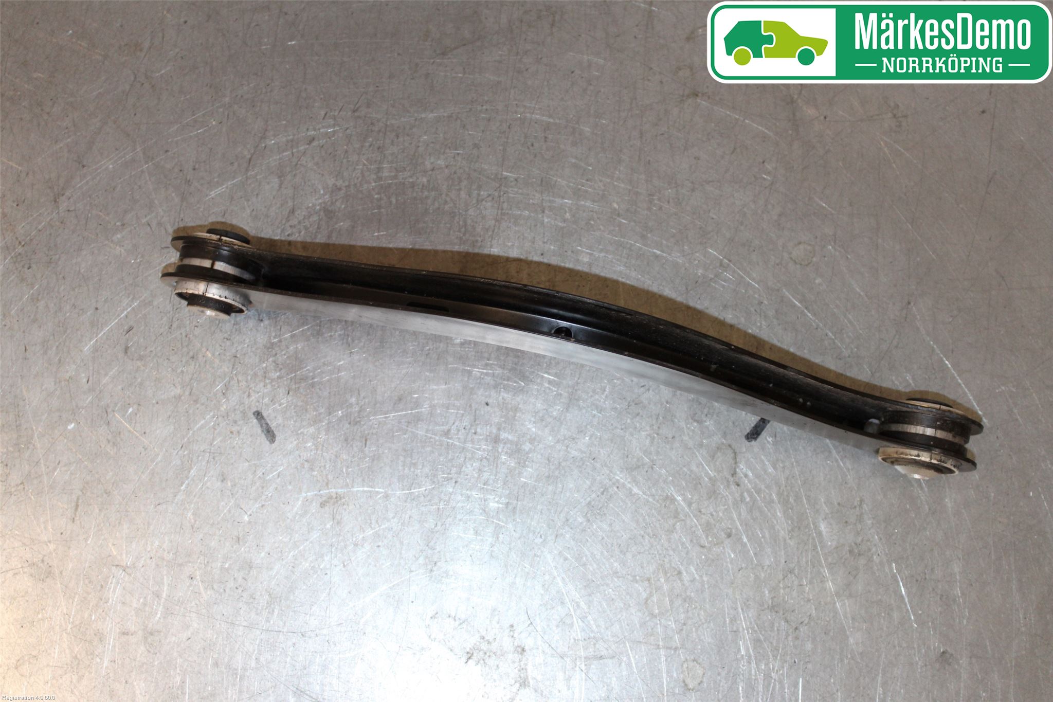 Audi A4/S4 B9 16-19 Bärarm Bak Övre Höger