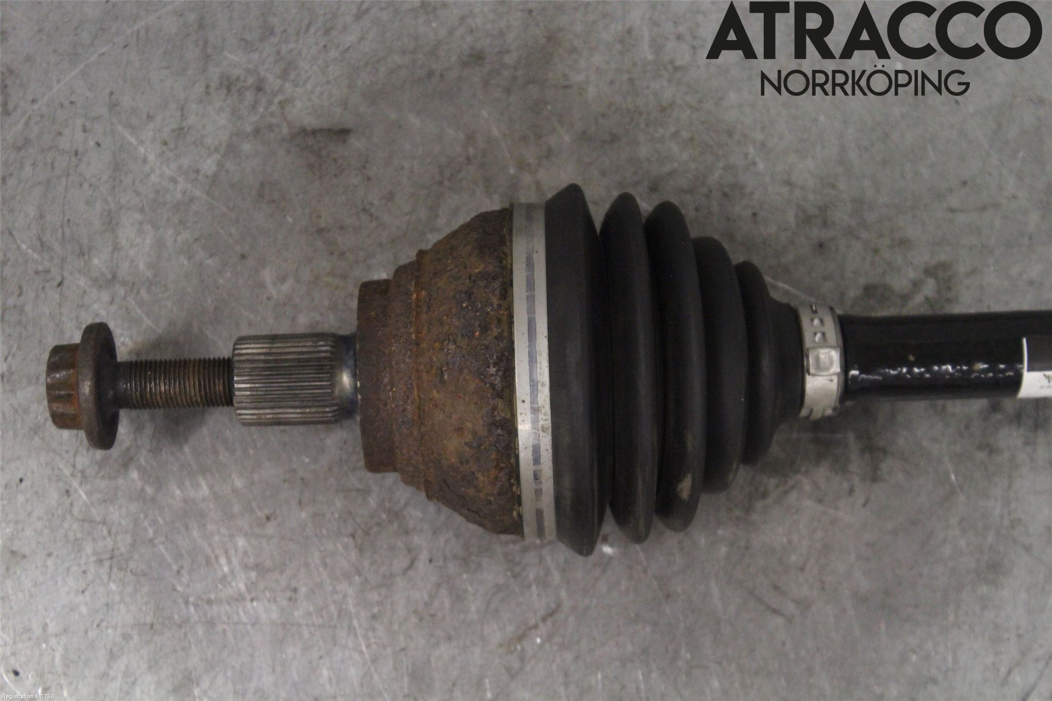 Skoda SUPERB 09-15 Drivaxel Fram Vänster