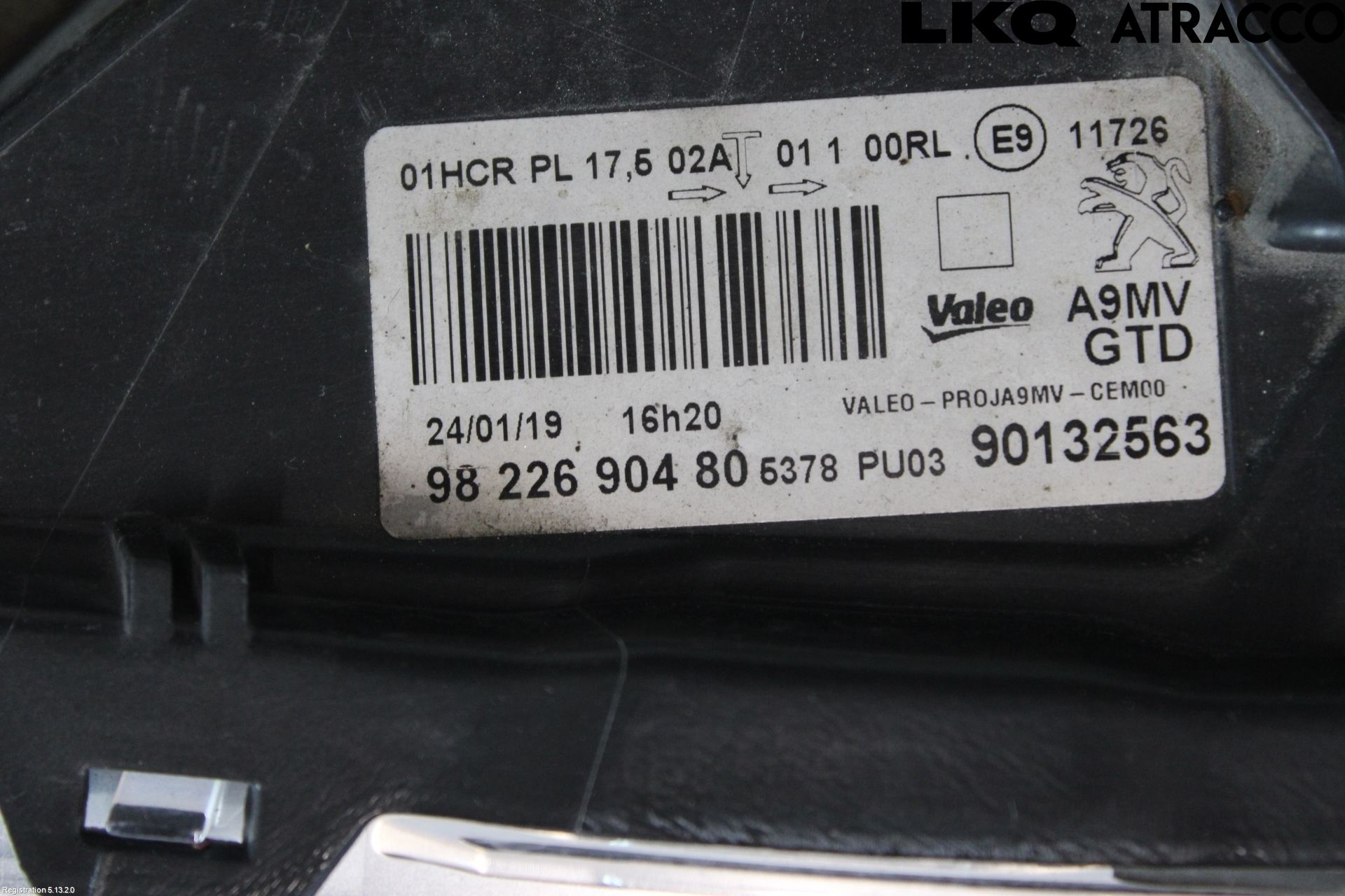 Peugeot PEUGOT 208 16-19 Strålkastare Vänster
