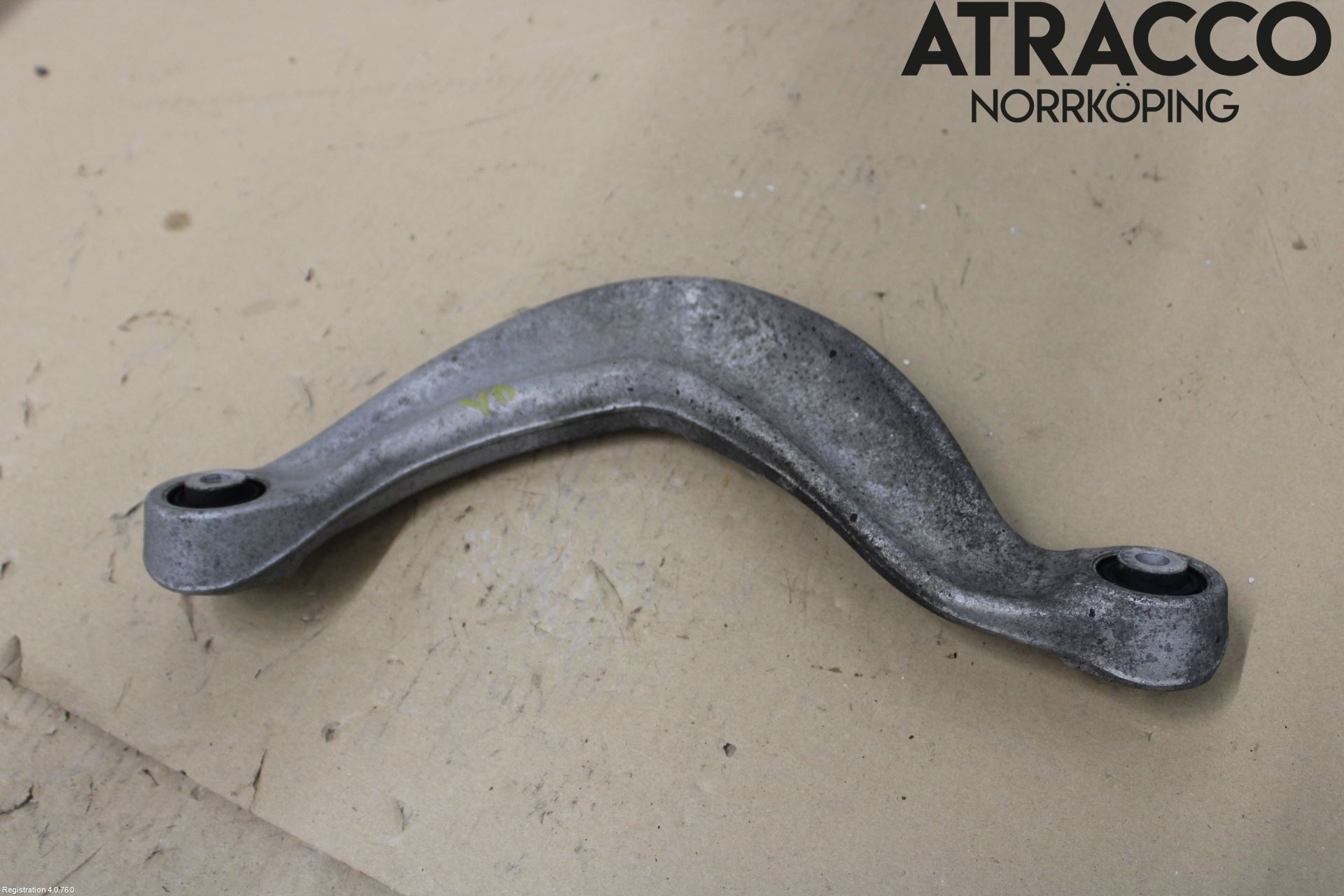 Audi A4 12-15 Bärarm Bak Övre Vänster