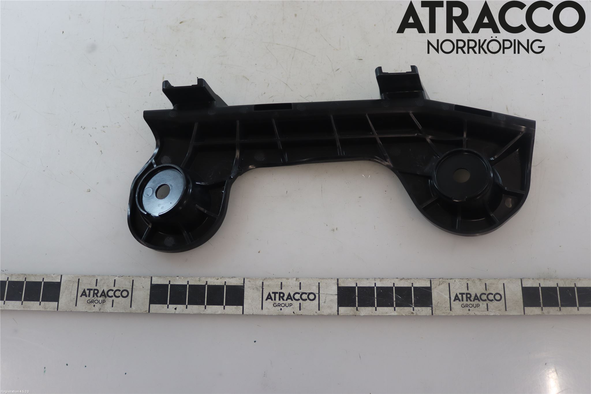 Cupra BORN 22- Stötfångarfäste Bak Hö