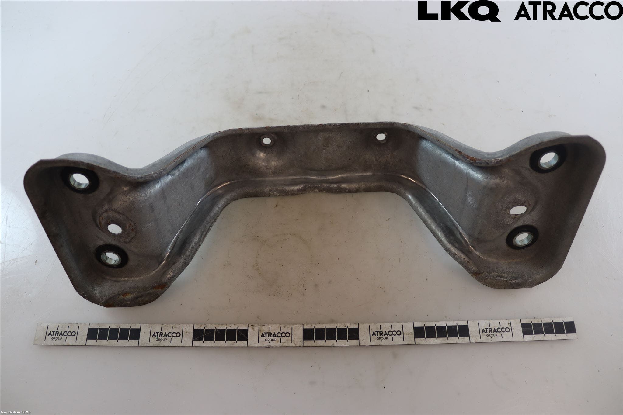 Volvo S60 05-10 Mellanaxel Balk