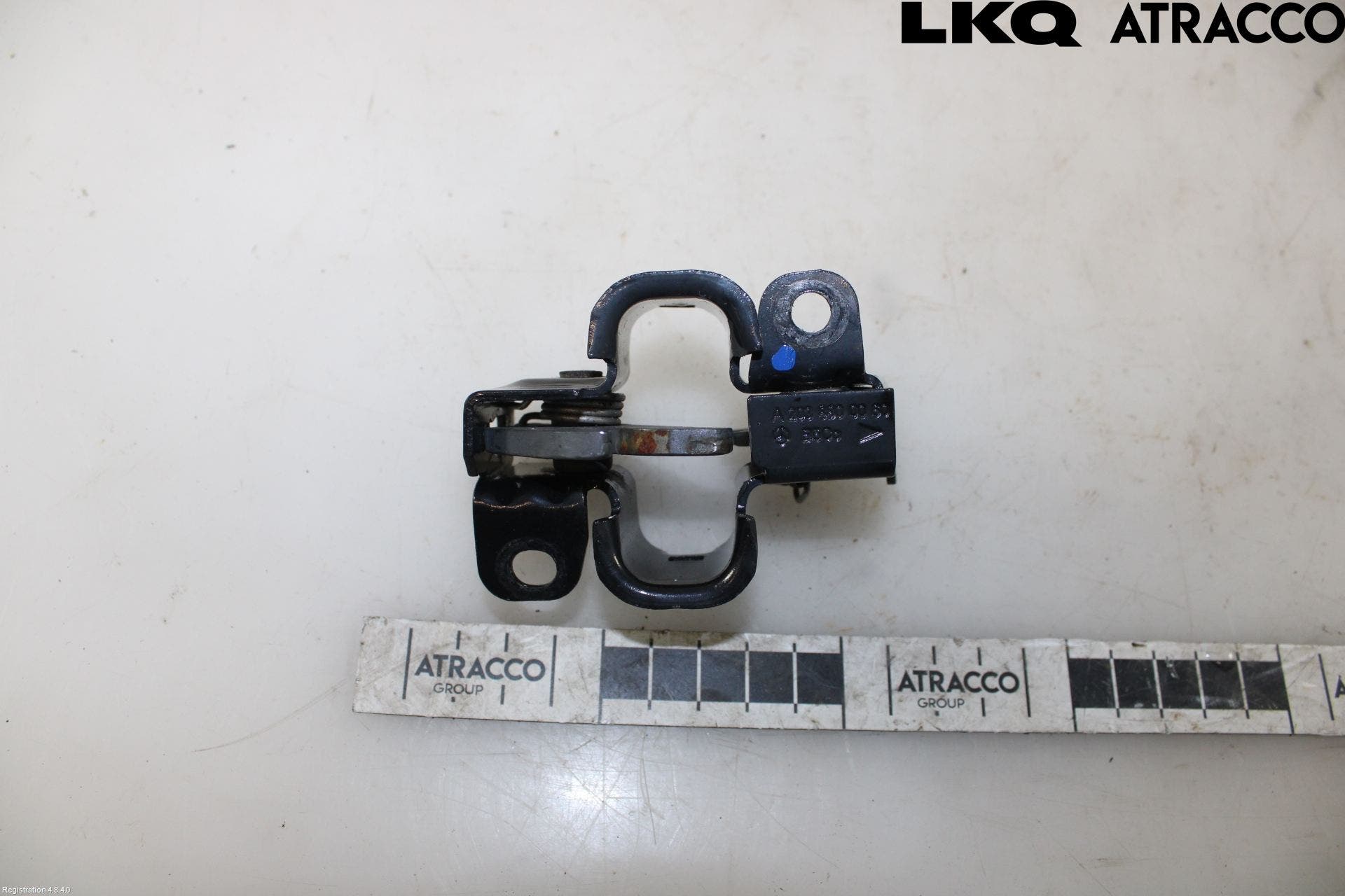 Mercedes-Benz MB CLS (C219) 03-11 Huvlås