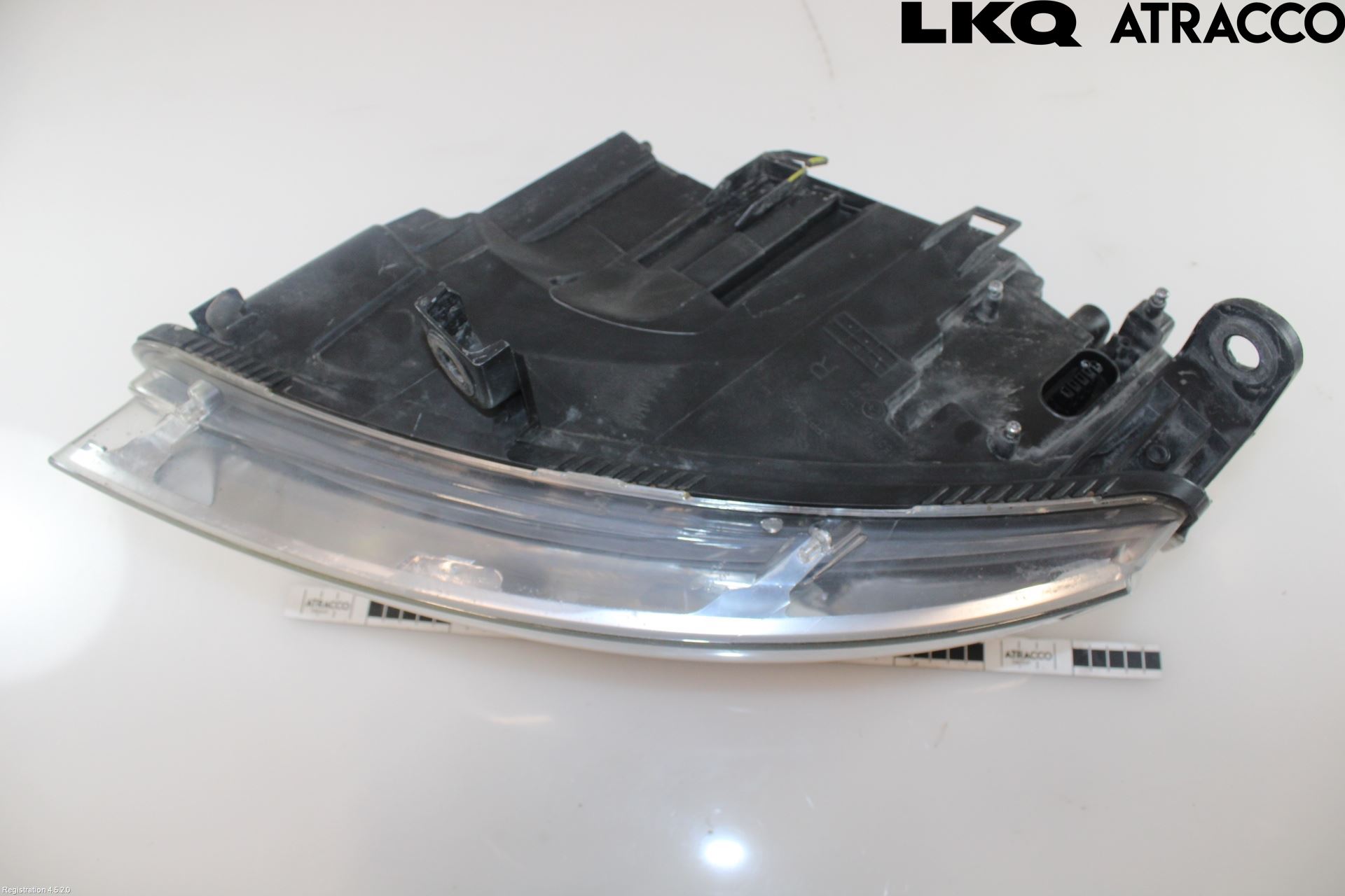 Audi A6/S6     05-11 Strålkastare Höger