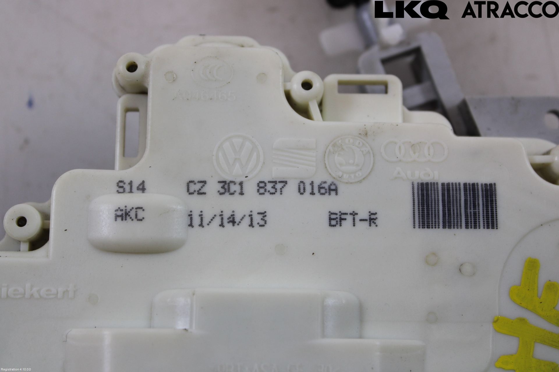 Volkswagen VW PASSAT 11-14 Låskista-Dörrlås