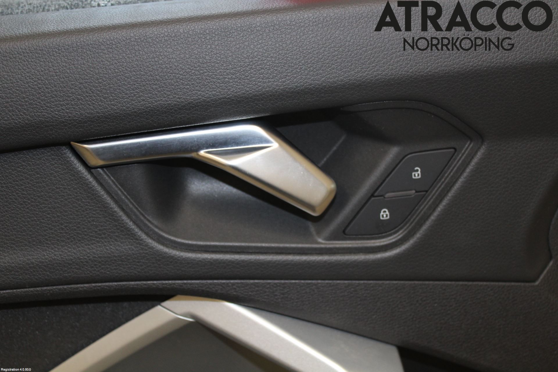 Audi Q3 F3 19- Dörrklädsel Vä