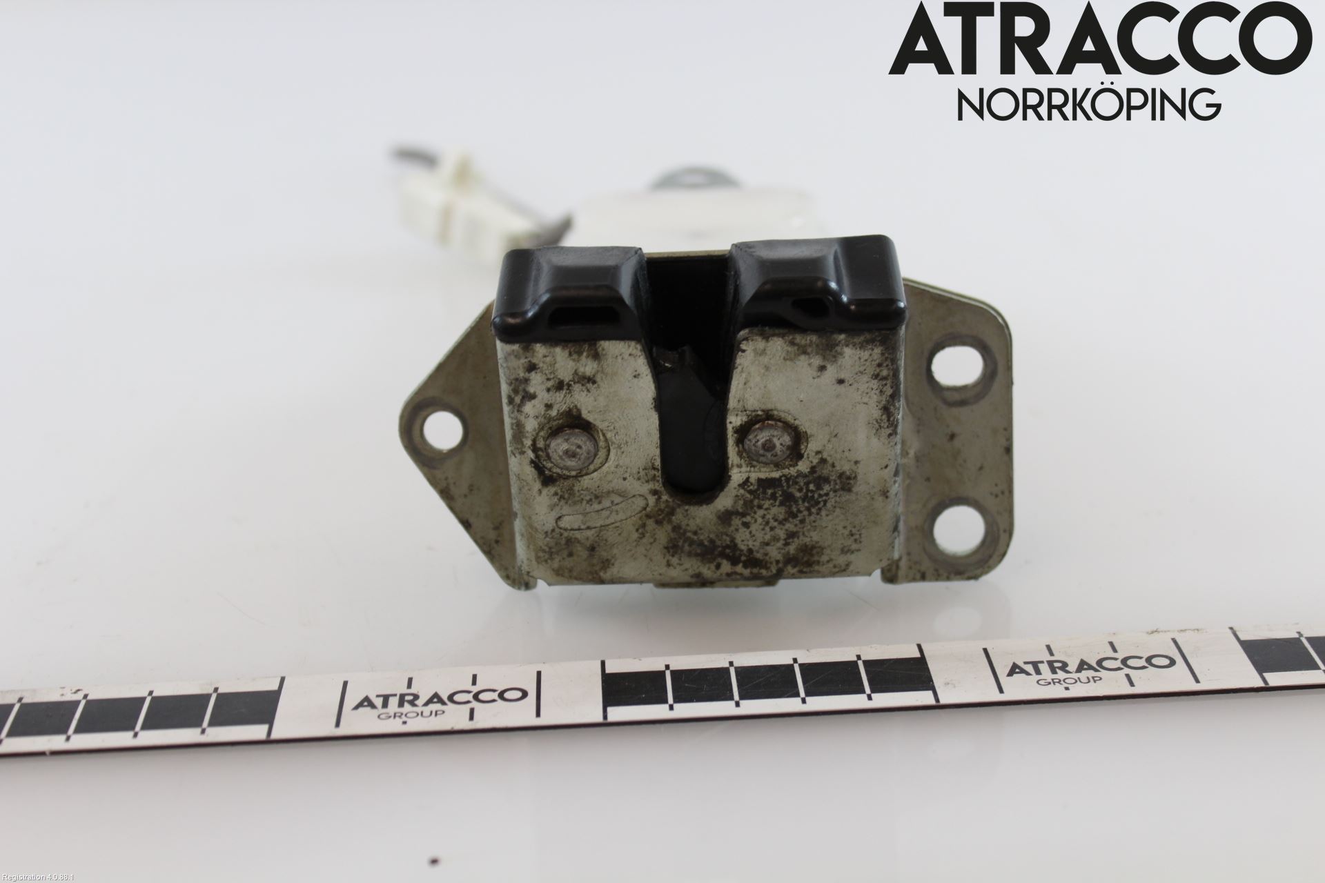 Subaru JUSTY      N Låskista Baklucka