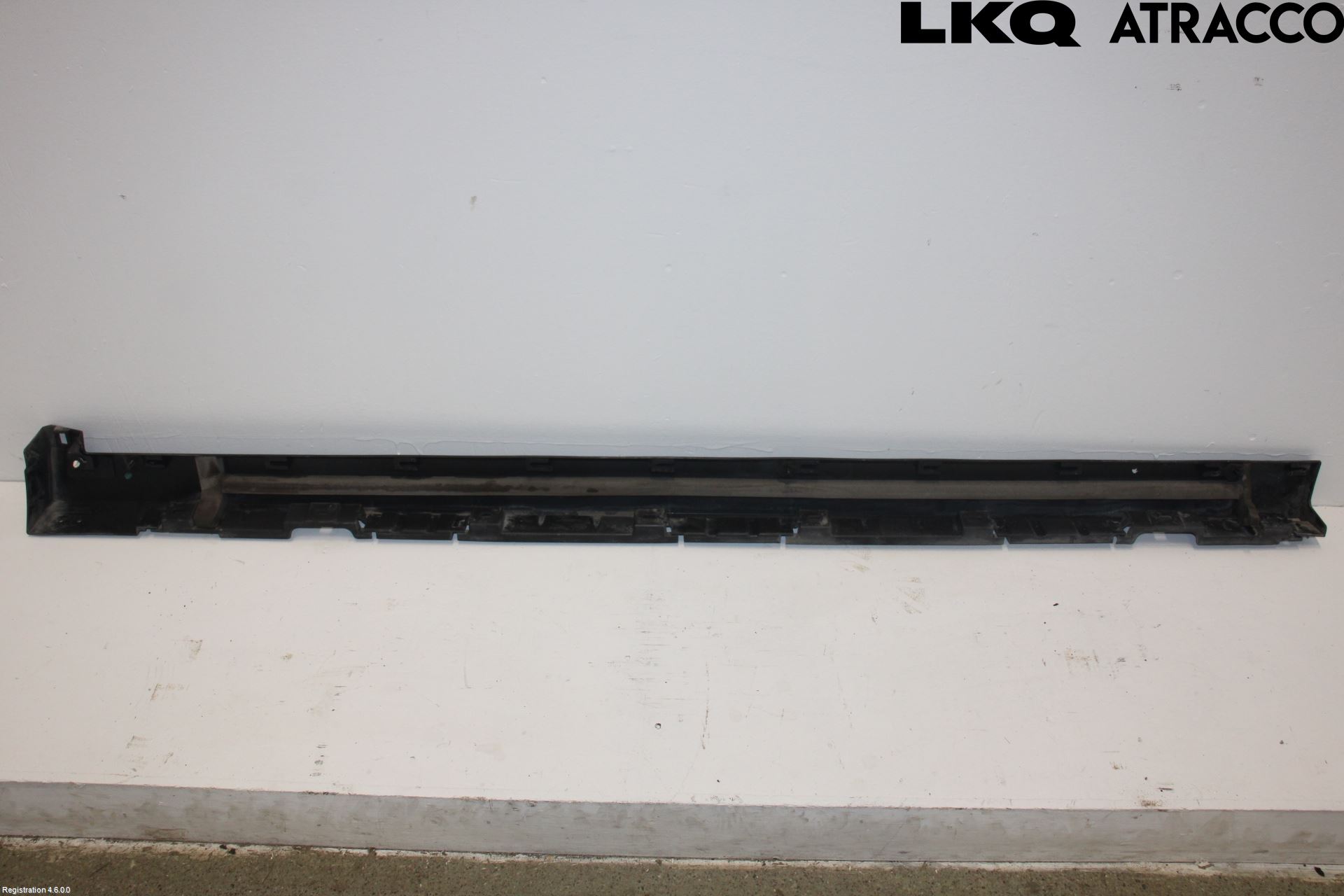 Jaguar F-PACE Sidokjol Vä