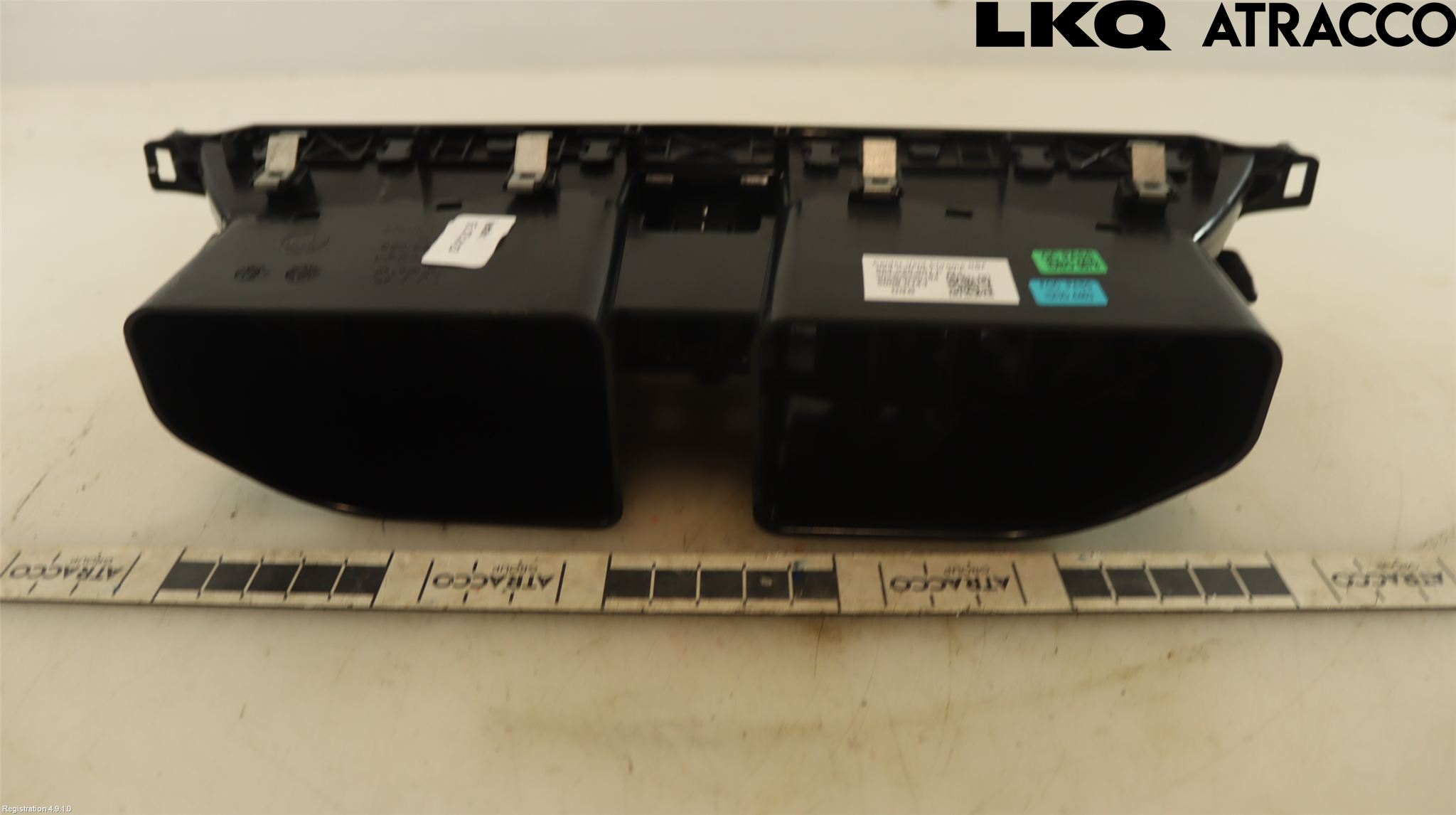 Skoda SCALA 19- Defrosterkanal-Munstycke