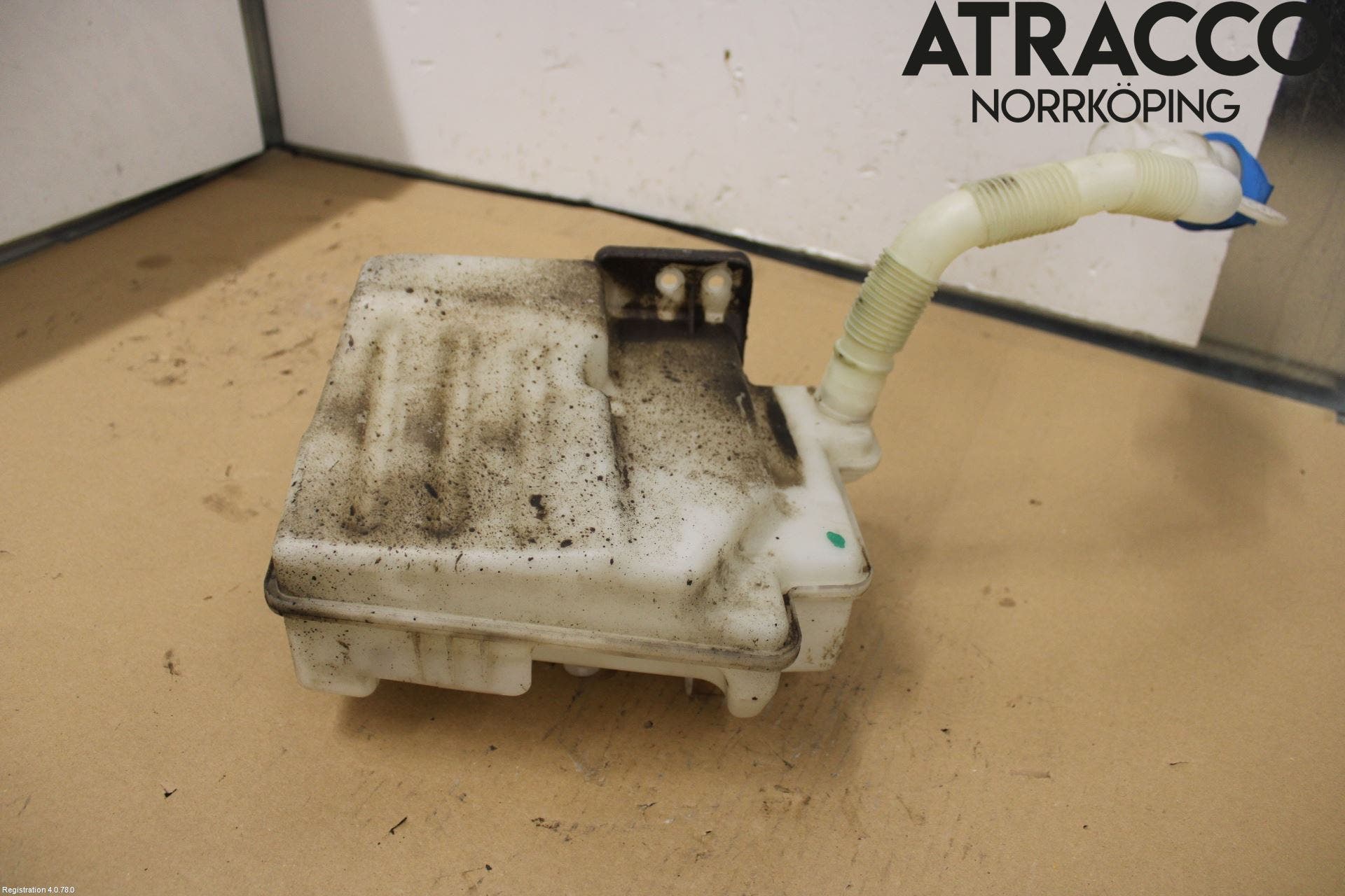 Volkswagen VW GOLF VI 09-13 Spolartank Vindruta-Strål