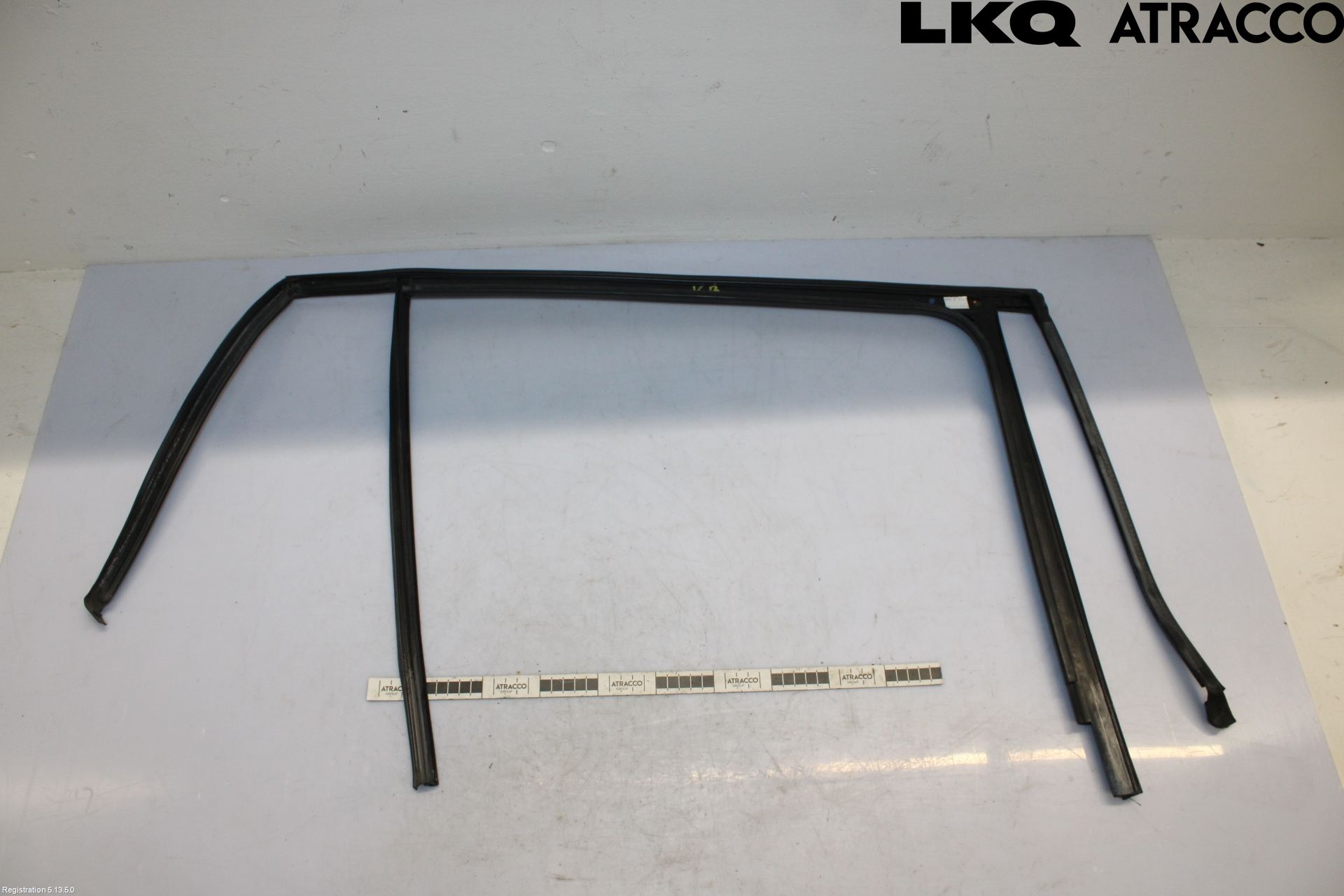 Volkswagen VW TIGUAN 16-24 Dörr Dekorlist Bak Vä