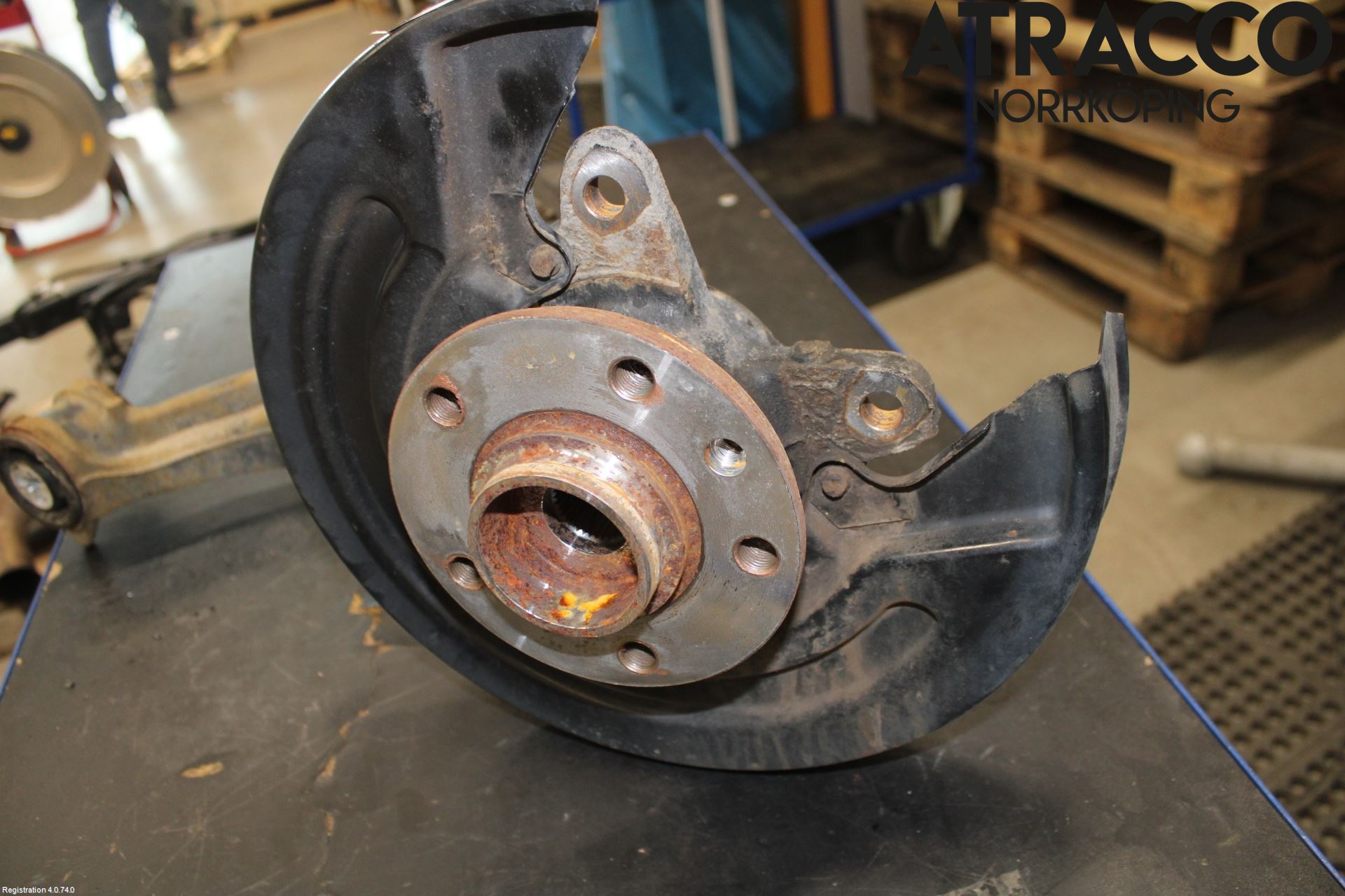 Volkswagen VW TRANSP/CARAVELLE (T6) 16-22 Bärarm Bak Vänster