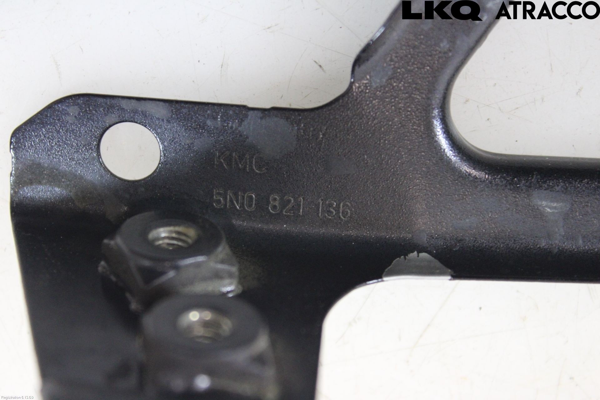 Volkswagen VW TIGUAN 07-16 Skärmfäste Fram Hö