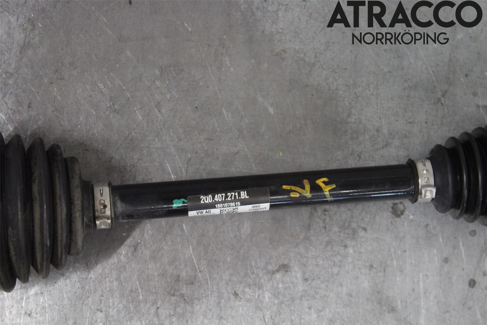 Volkswagen VW POLO VI 18->> Drivaxel Fram Vänster