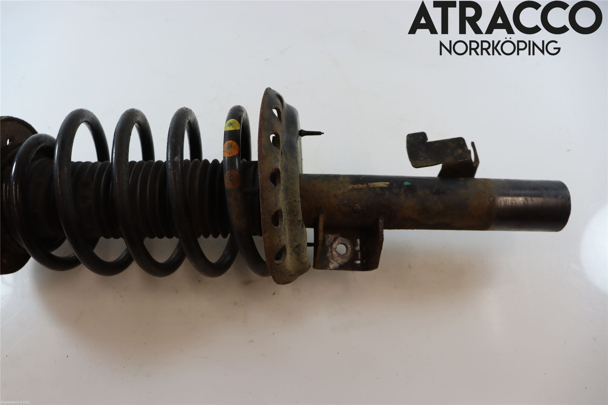 Volvo XC70 08-13 Fjäderben Fram Höger