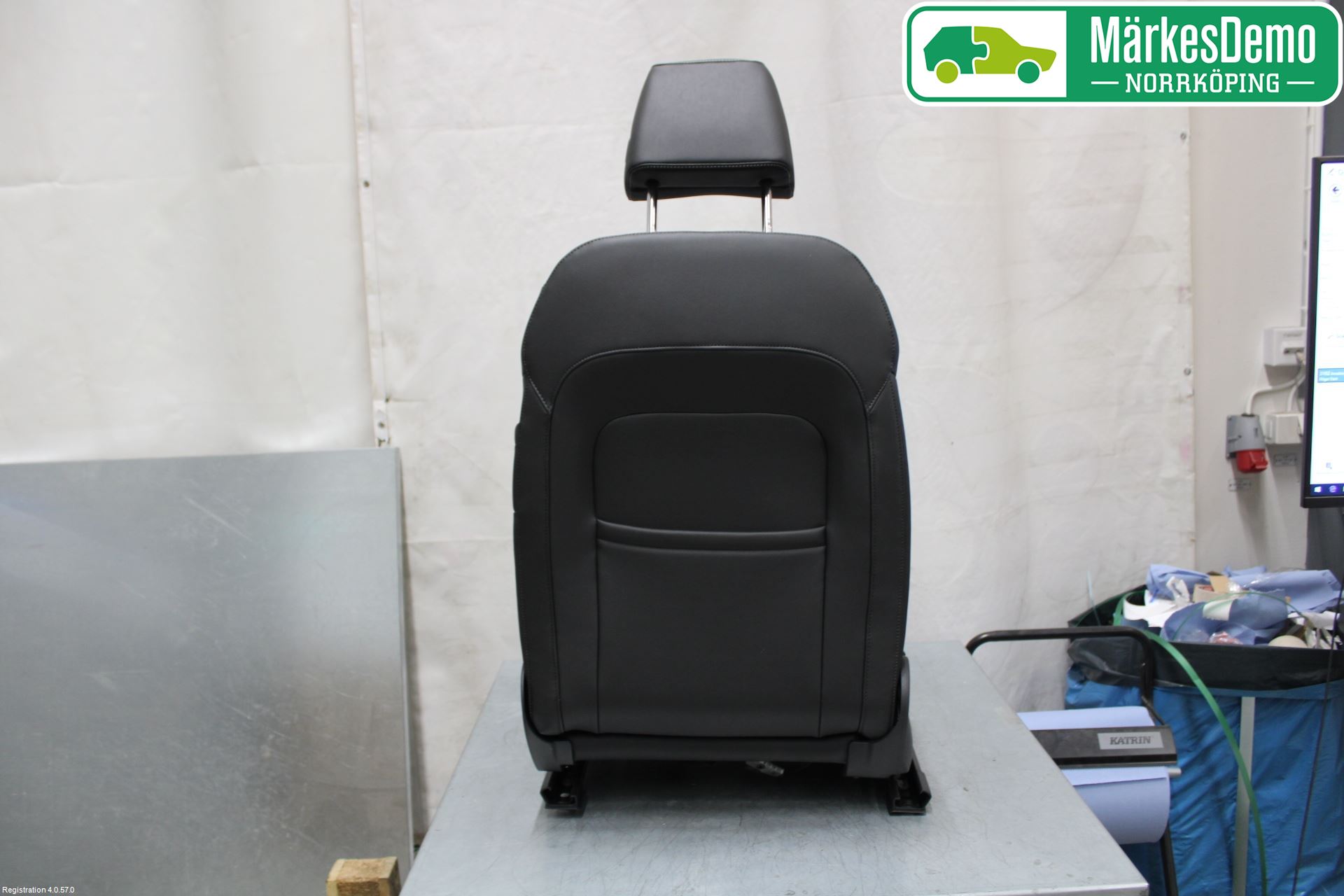 Skoda SUPERB 16-24 Inredning Stol Fram Hö