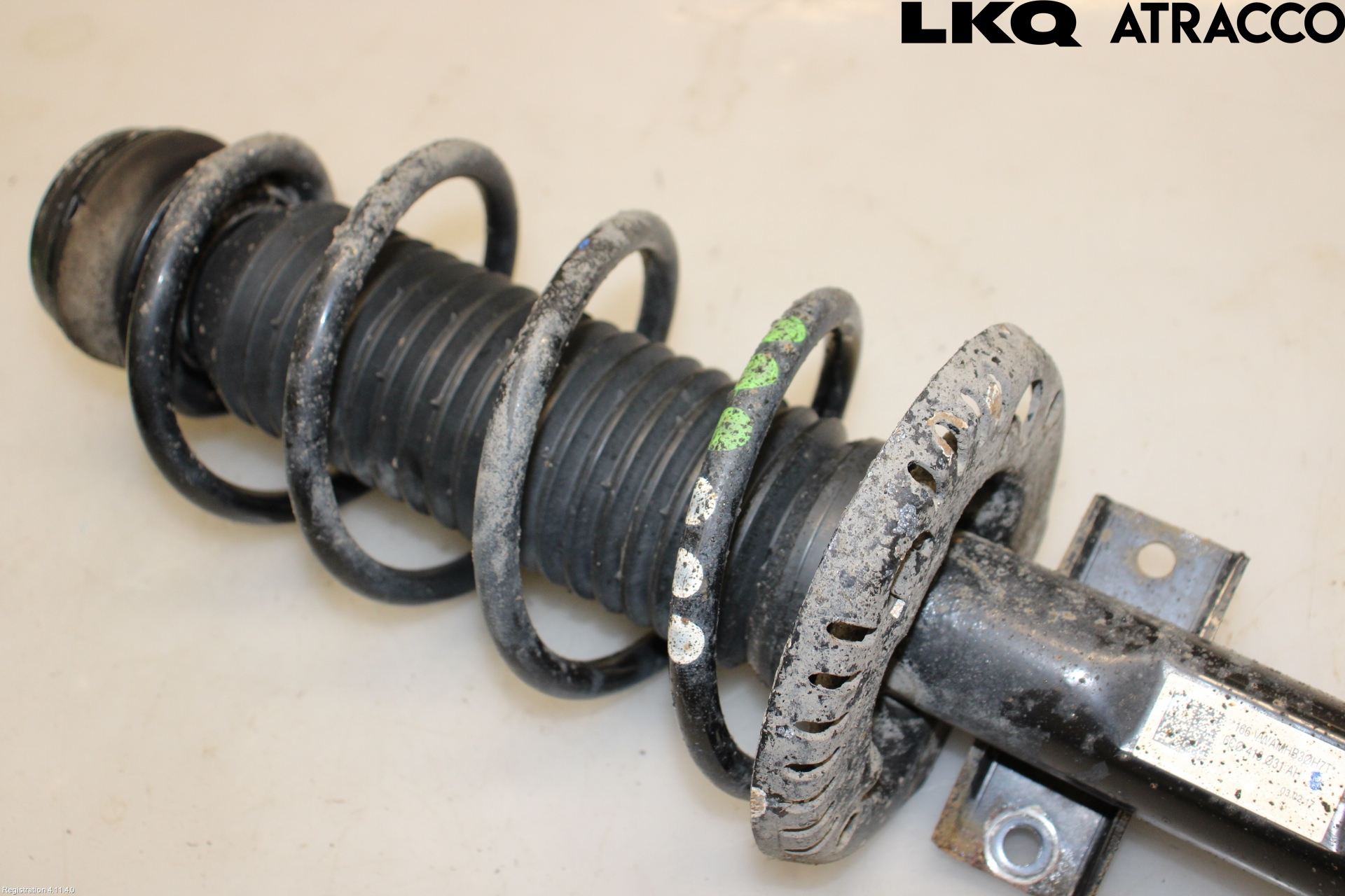 Volkswagen VW POLO 10-17 Fjäderben Fram Vänster