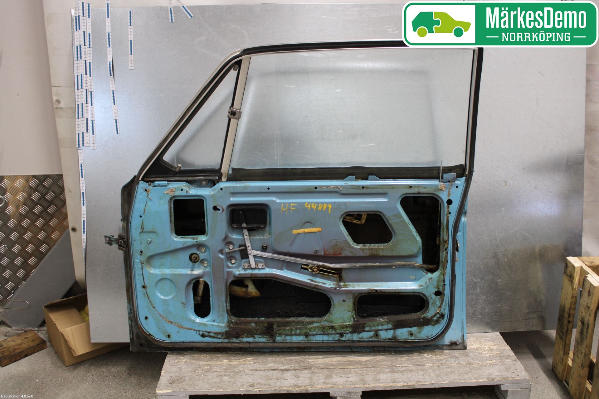 Volvo 140      67-75 Dörr 2D Höger
