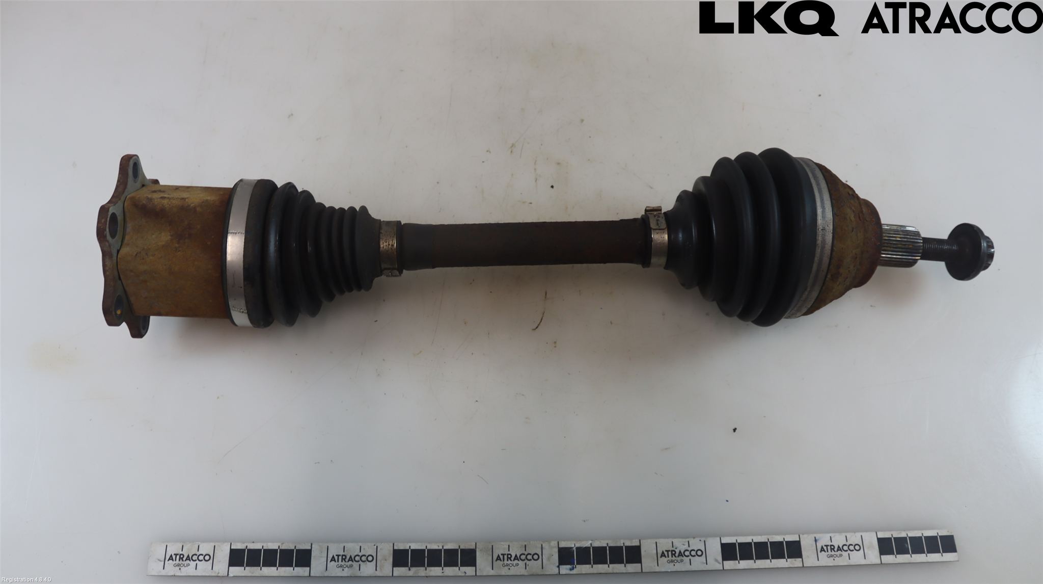 Volkswagen VW PASSAT 15-19 Drivaxel Fram Vänster