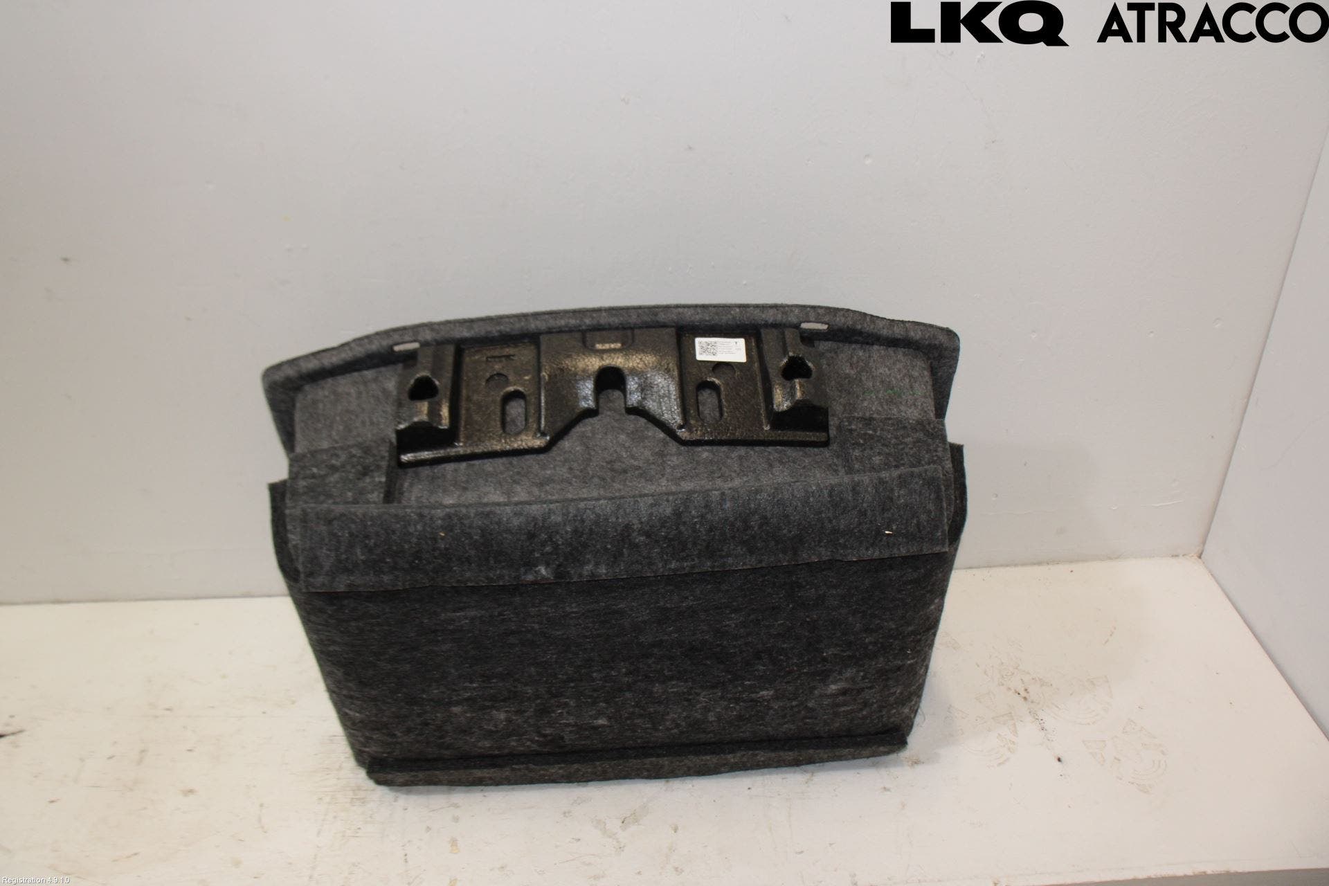 Alfa 4254 Inrbagagerumklädsel-Golv
